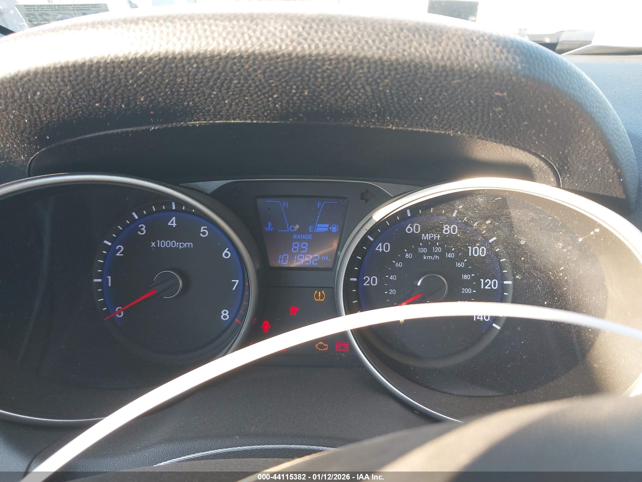 HYUNDAI TUCSON image 7