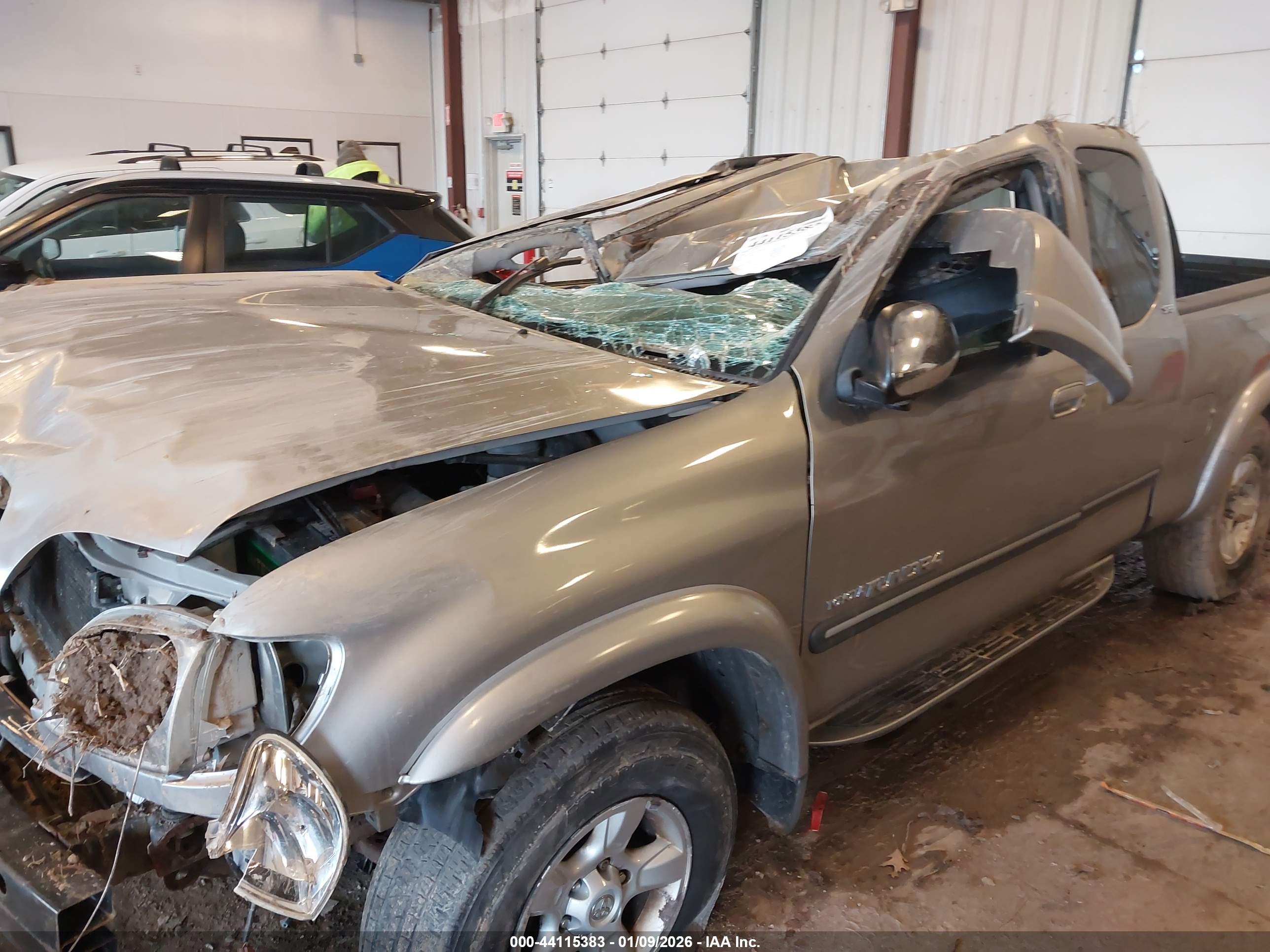 TOYOTA TUNDRA image 6