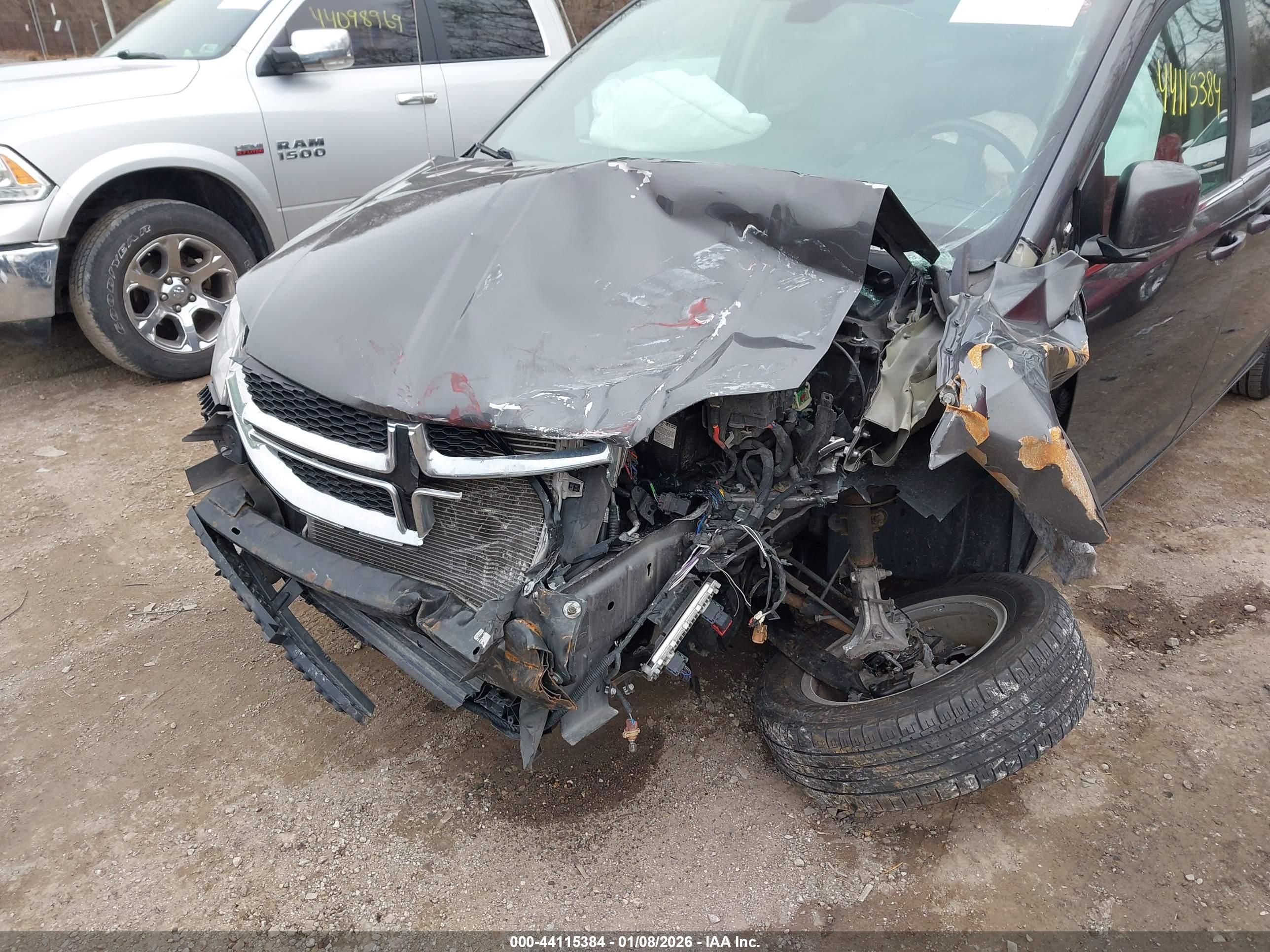 DODGE GRAND image 6