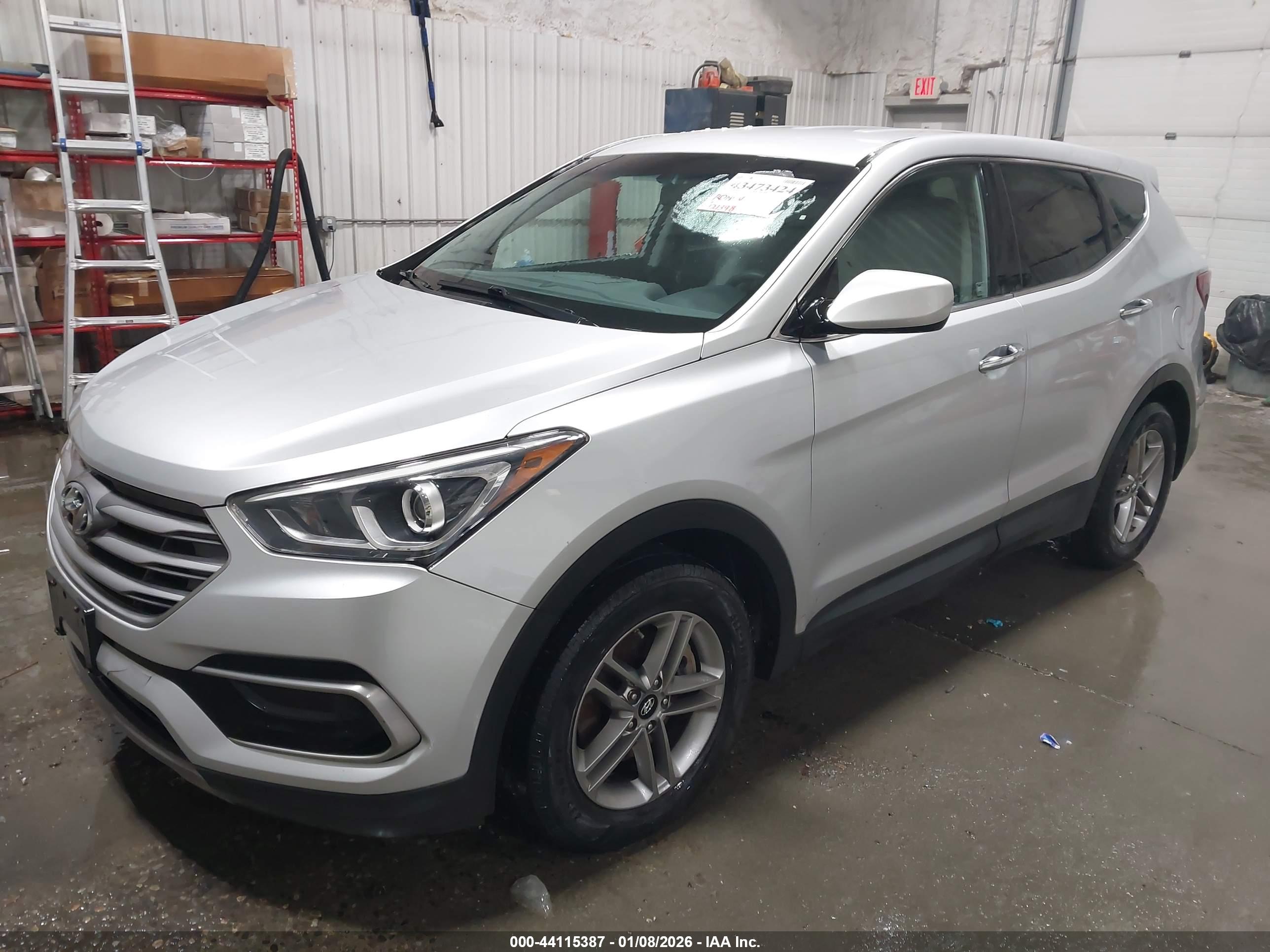 HYUNDAI SANTA image 2