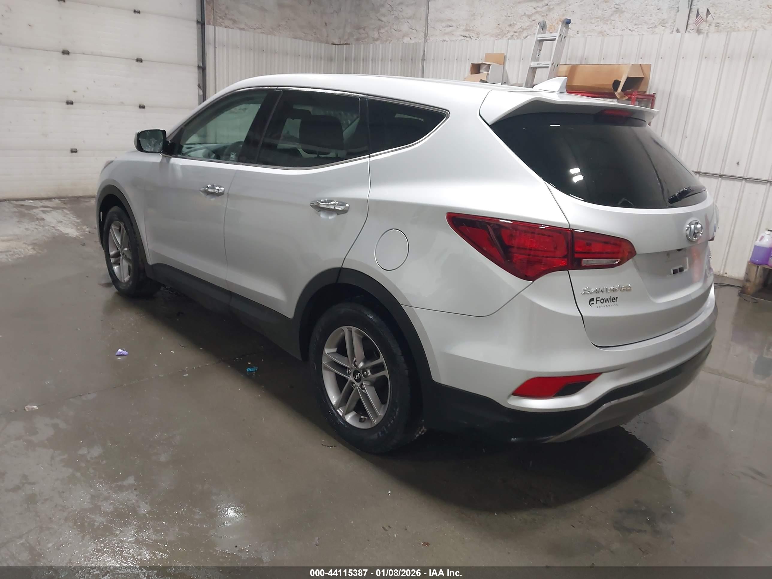 HYUNDAI SANTA image 3