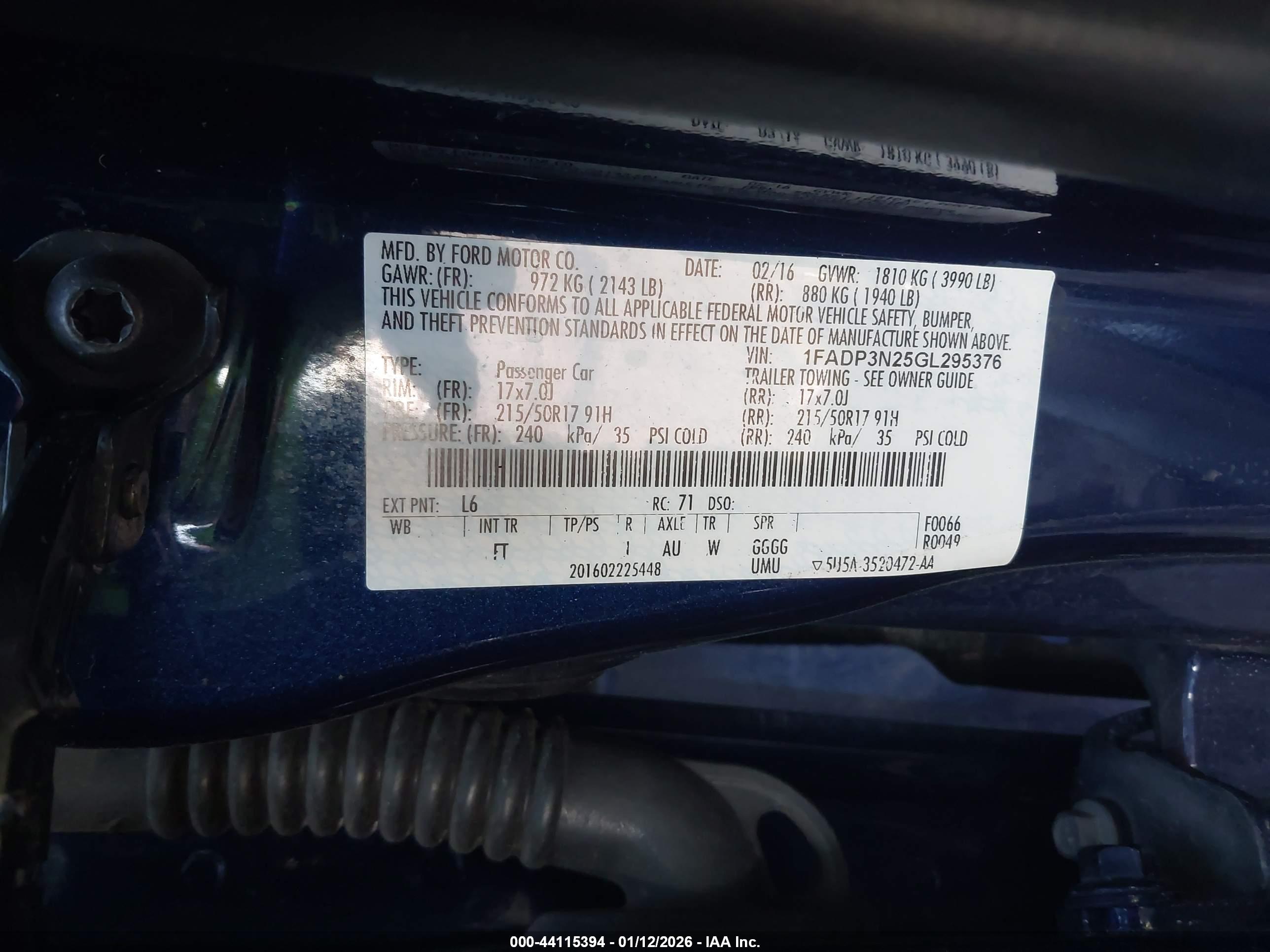 FORD FOCUS image 9