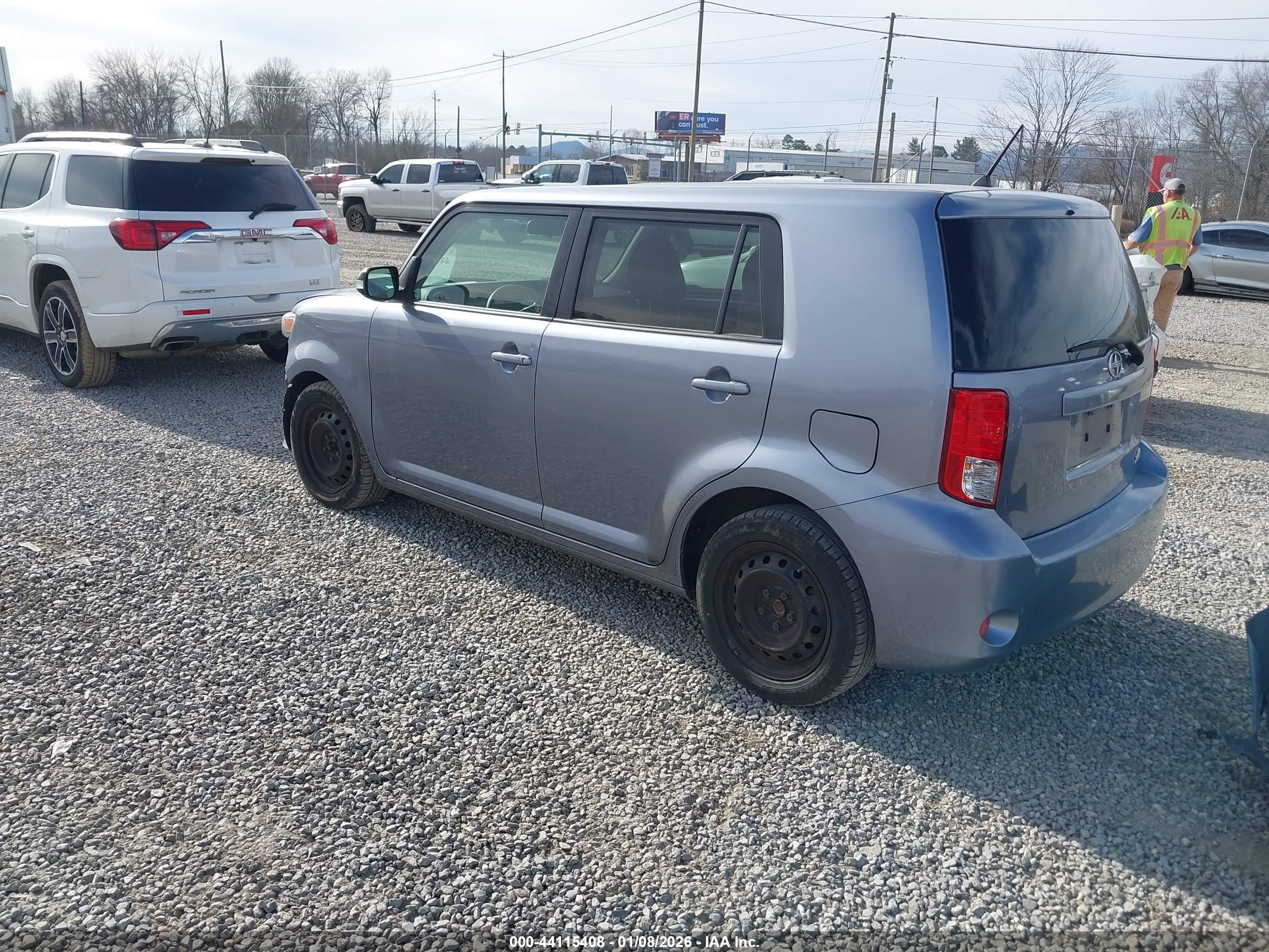 SCION XB image 3