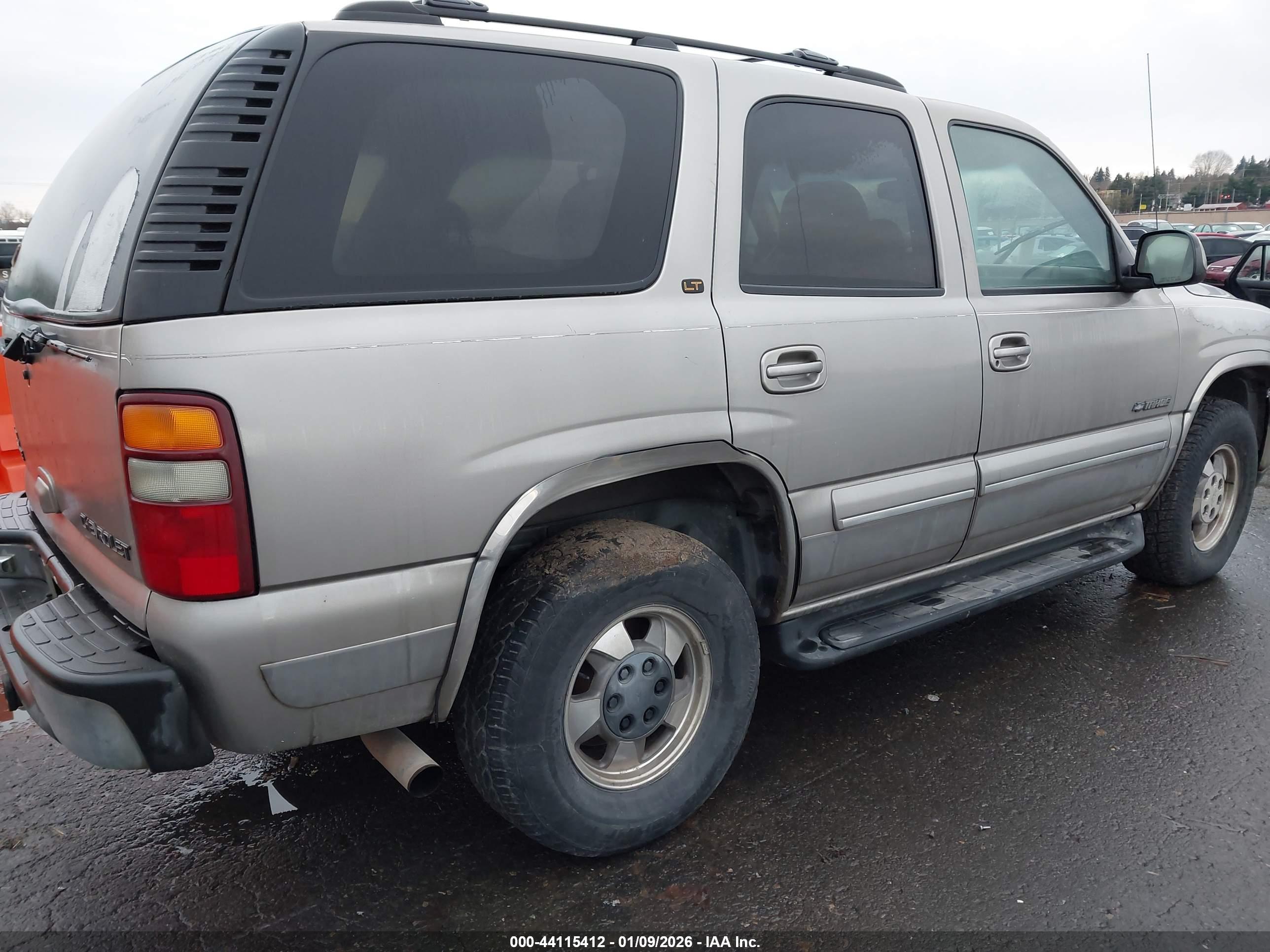 CHEVROLET TAHOE image 6