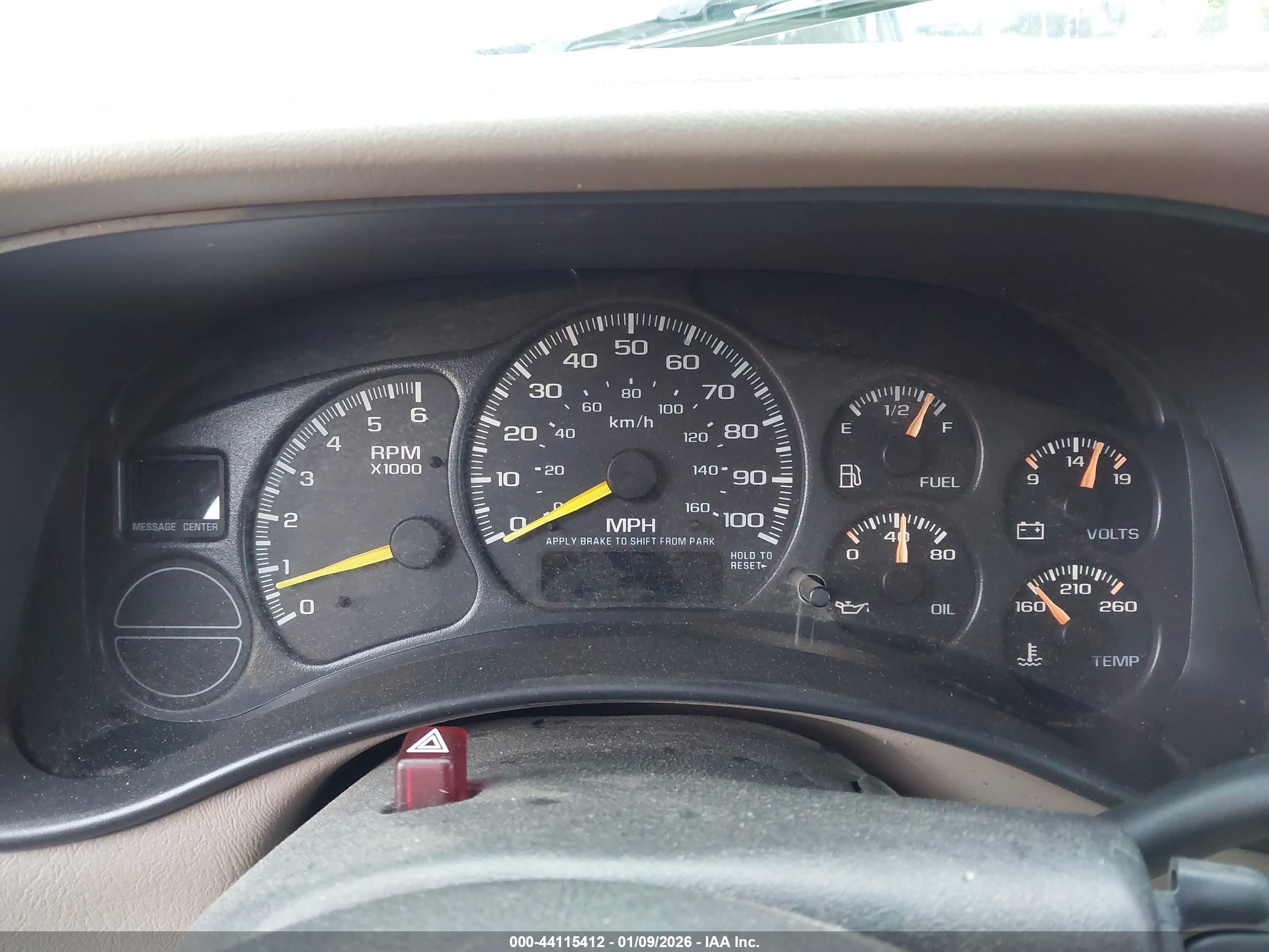 CHEVROLET TAHOE image 7
