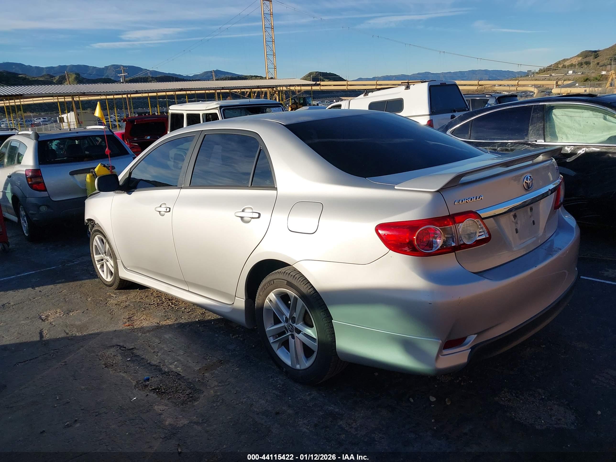 TOYOTA COROLLA image 3