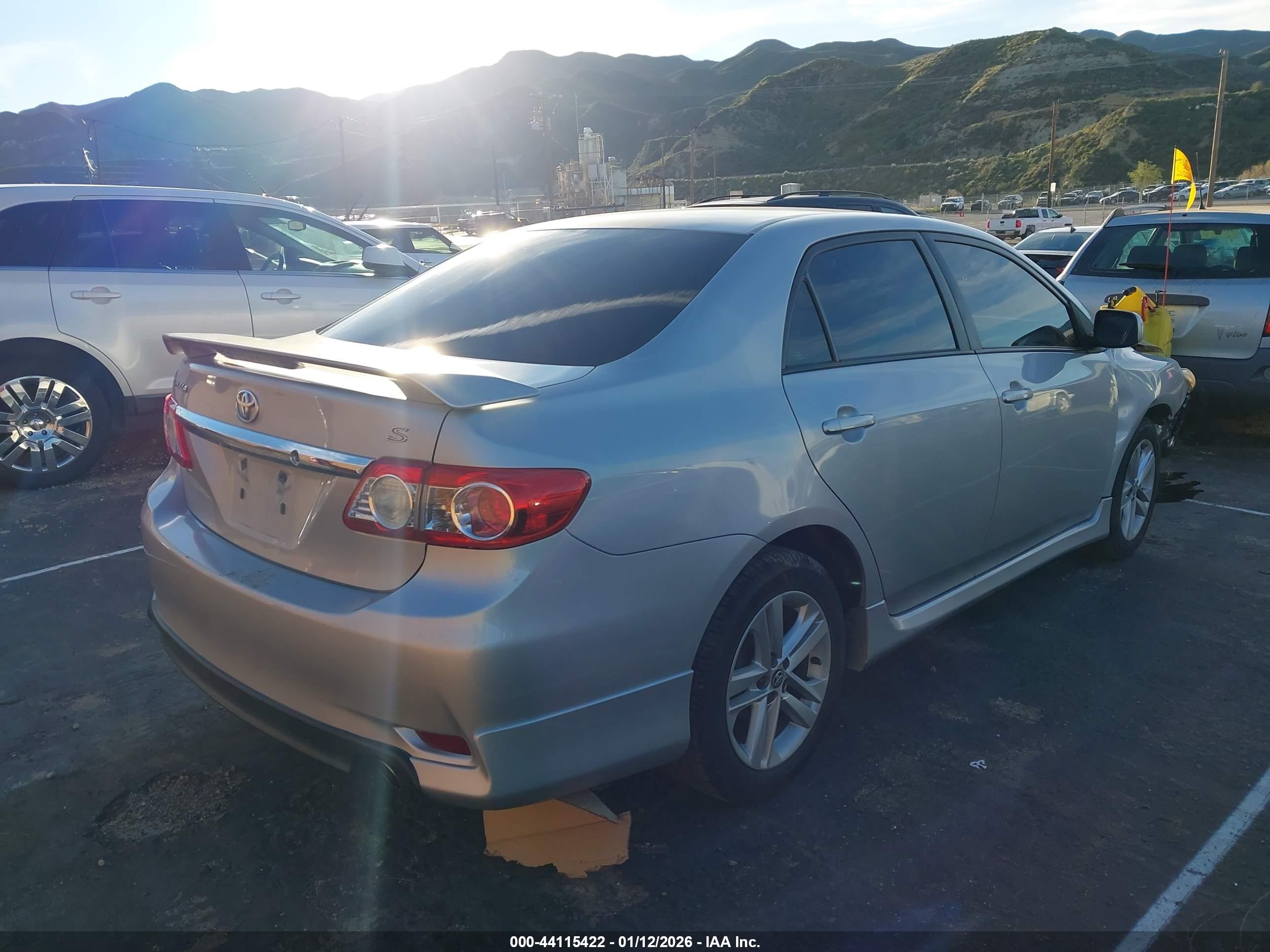 TOYOTA COROLLA image 4
