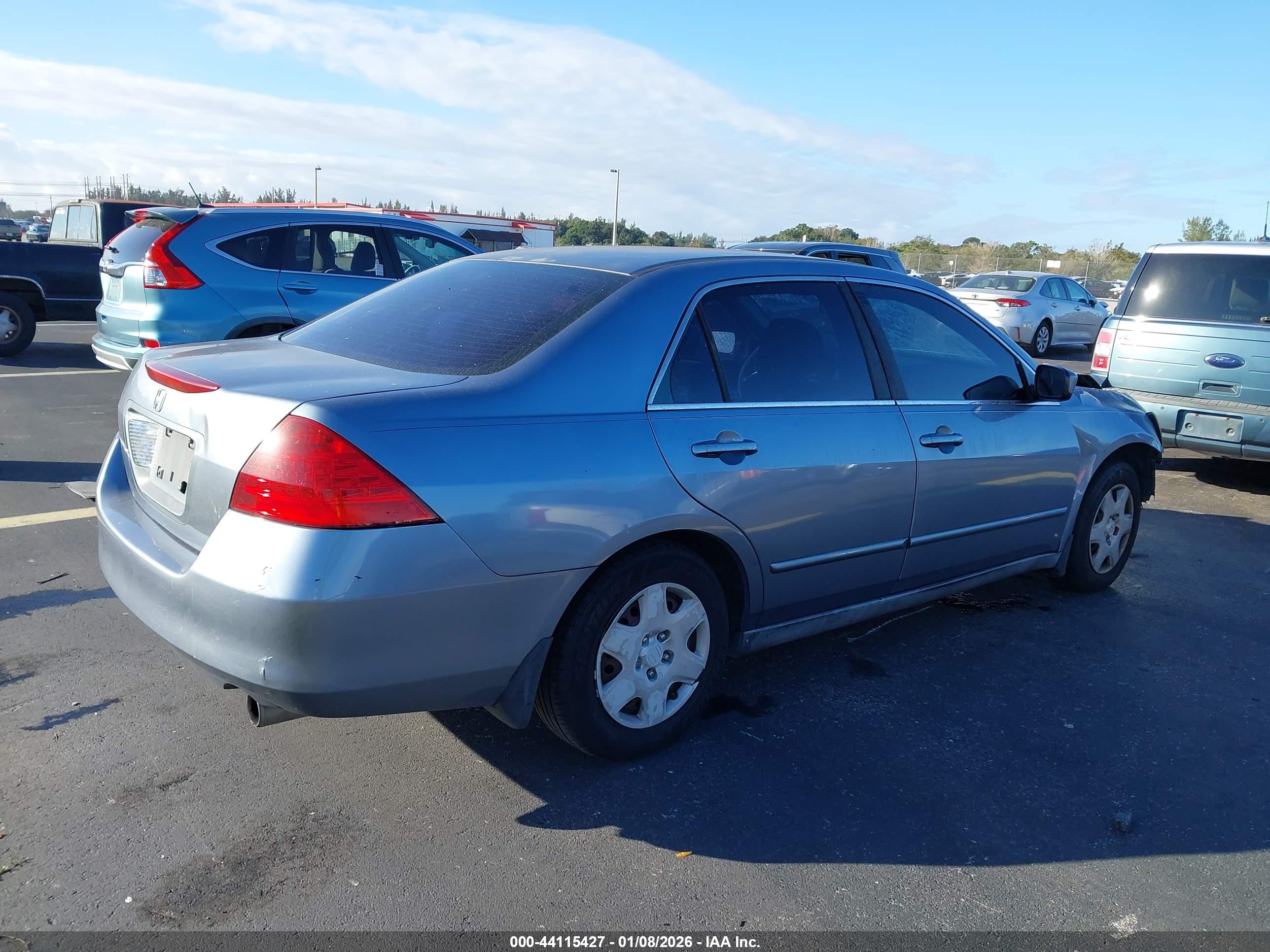 HONDA ACCORD image 4