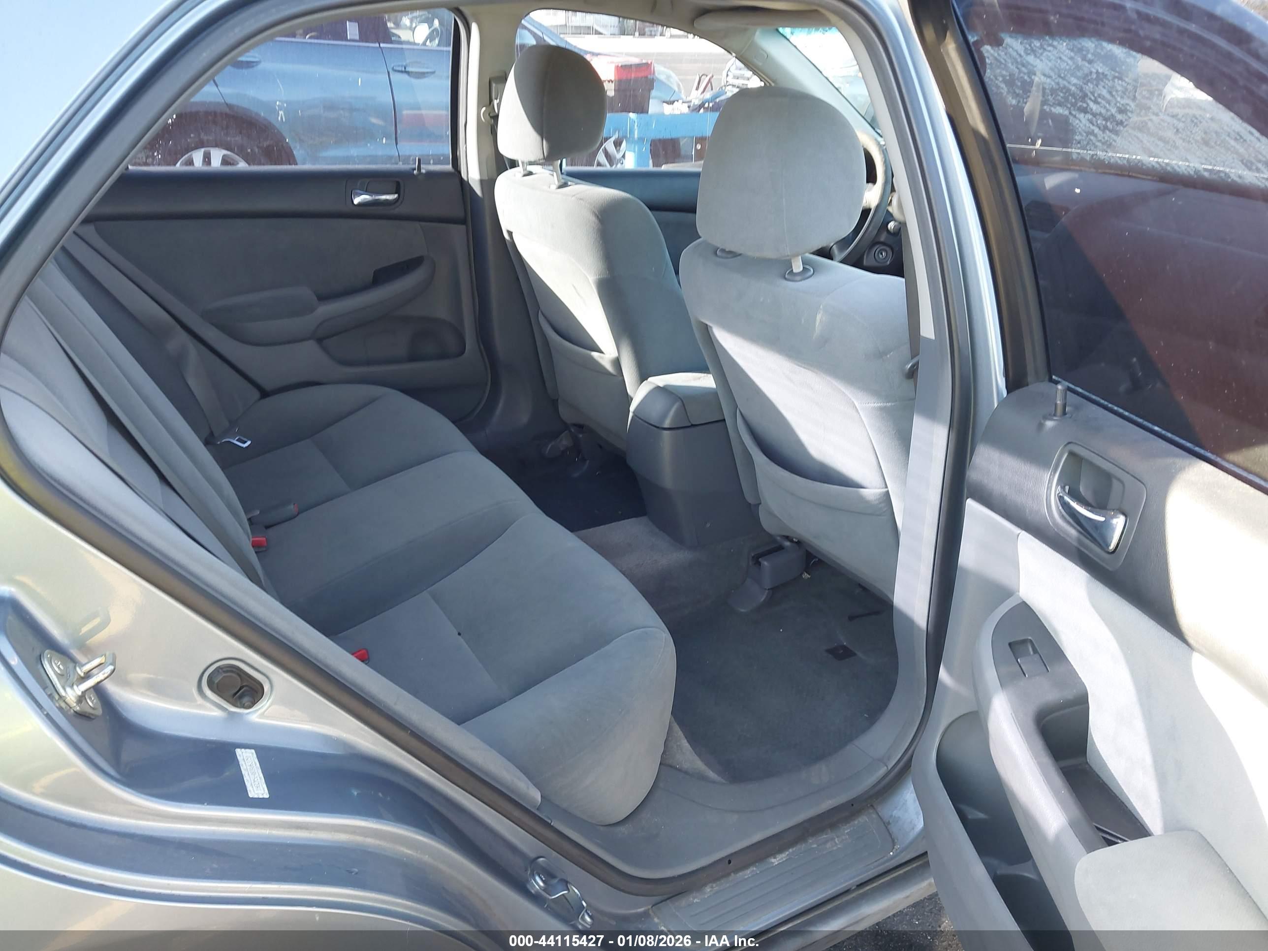 HONDA ACCORD image 8