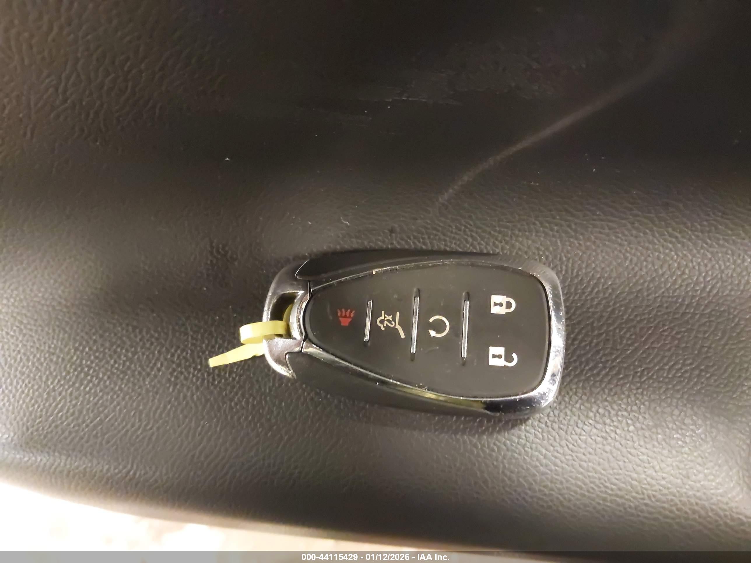 CHEVROLET EQUINOX image 11