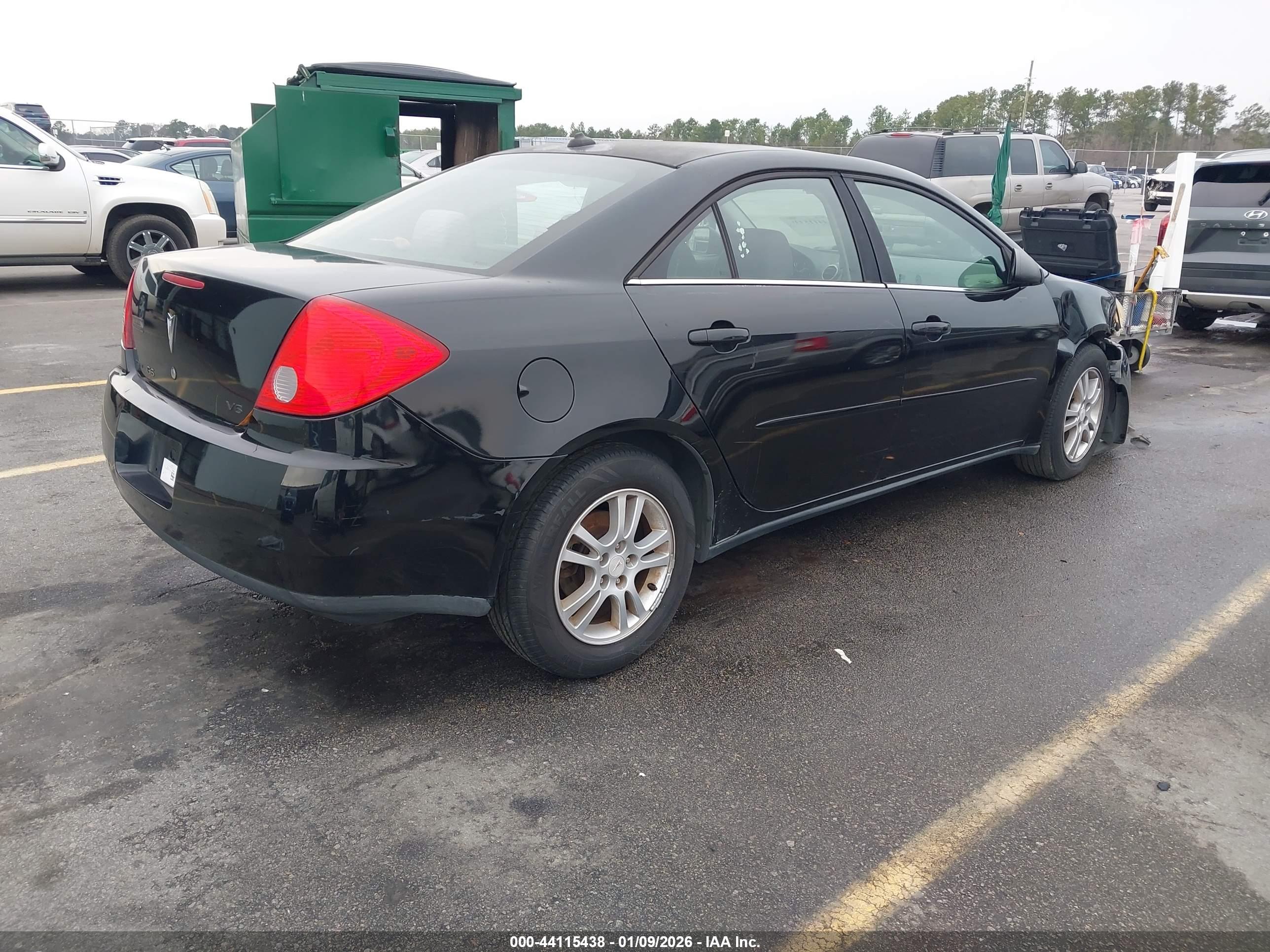 PONTIAC G6 image 4