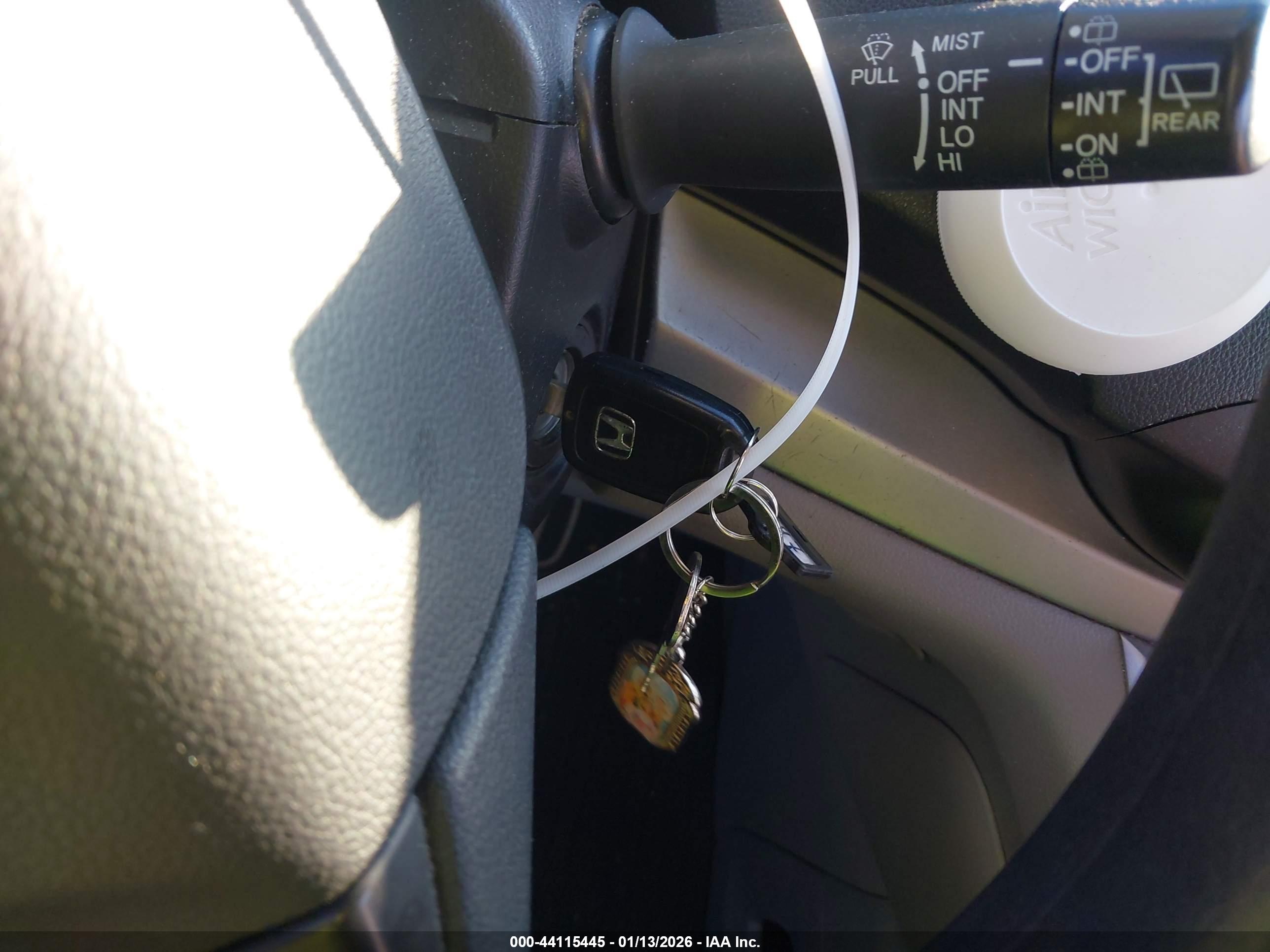 HONDA CR-V image 11