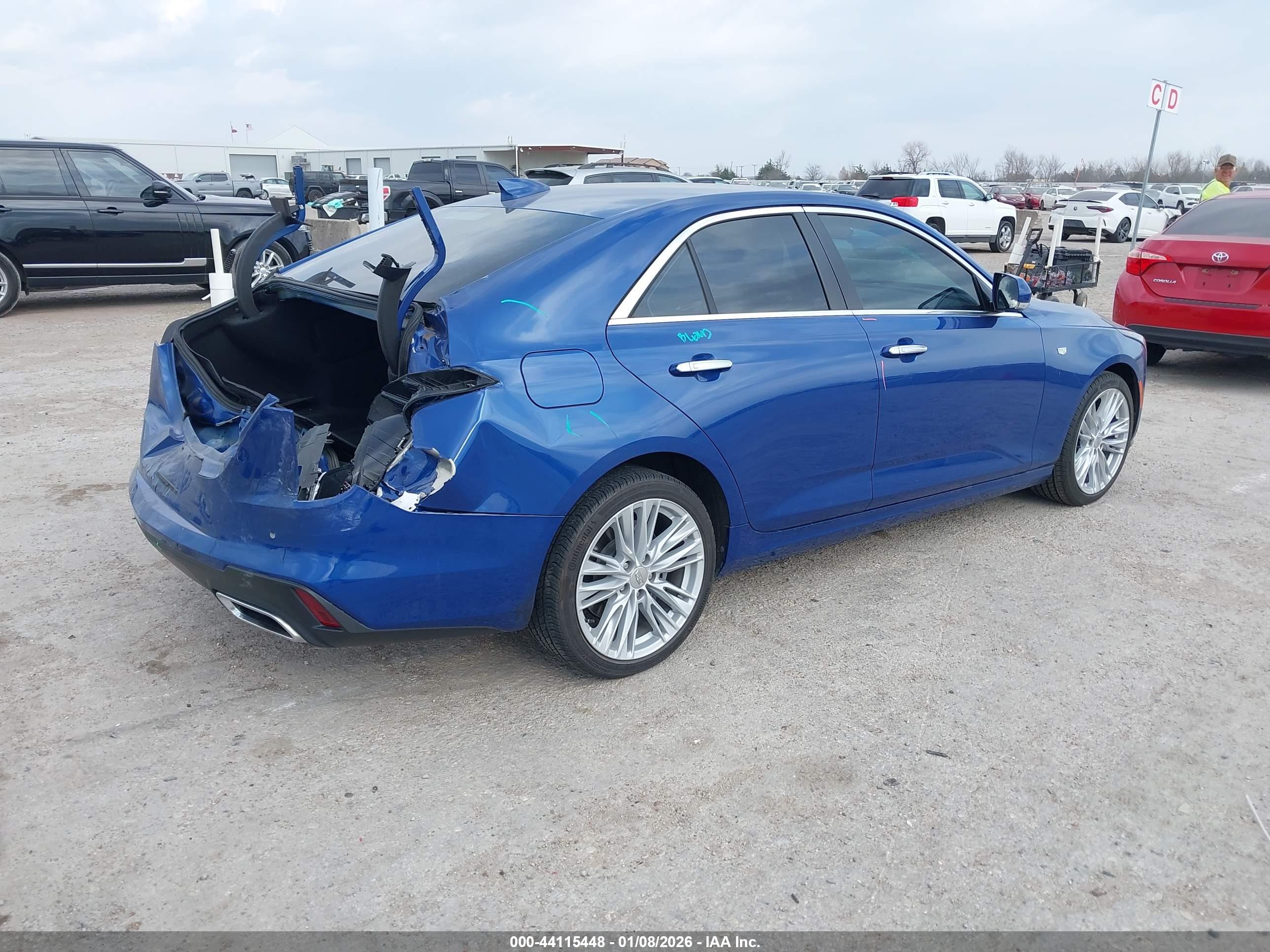 CADILLAC CT4 image 4