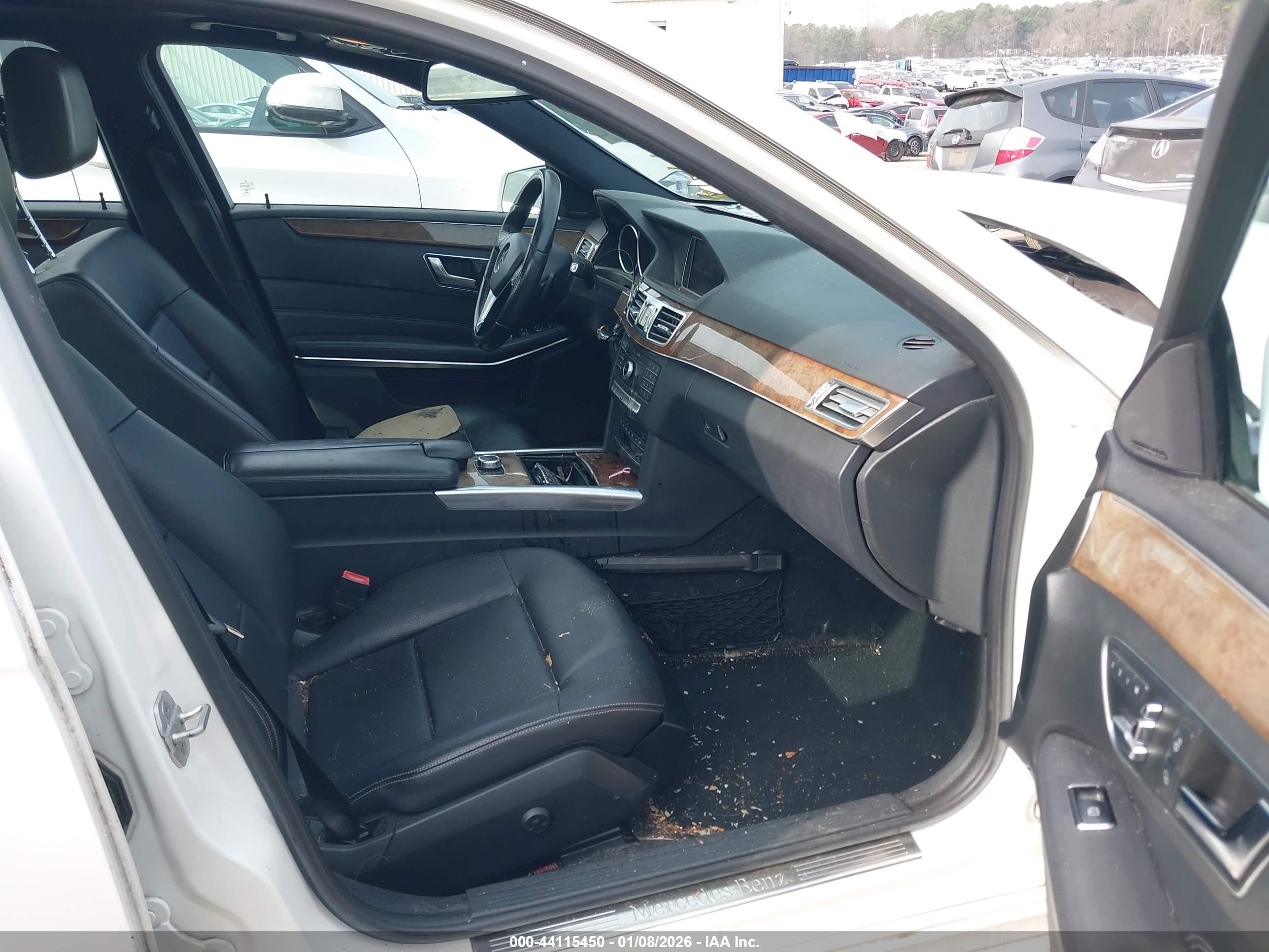 MERCEDES-BENZ E image 5