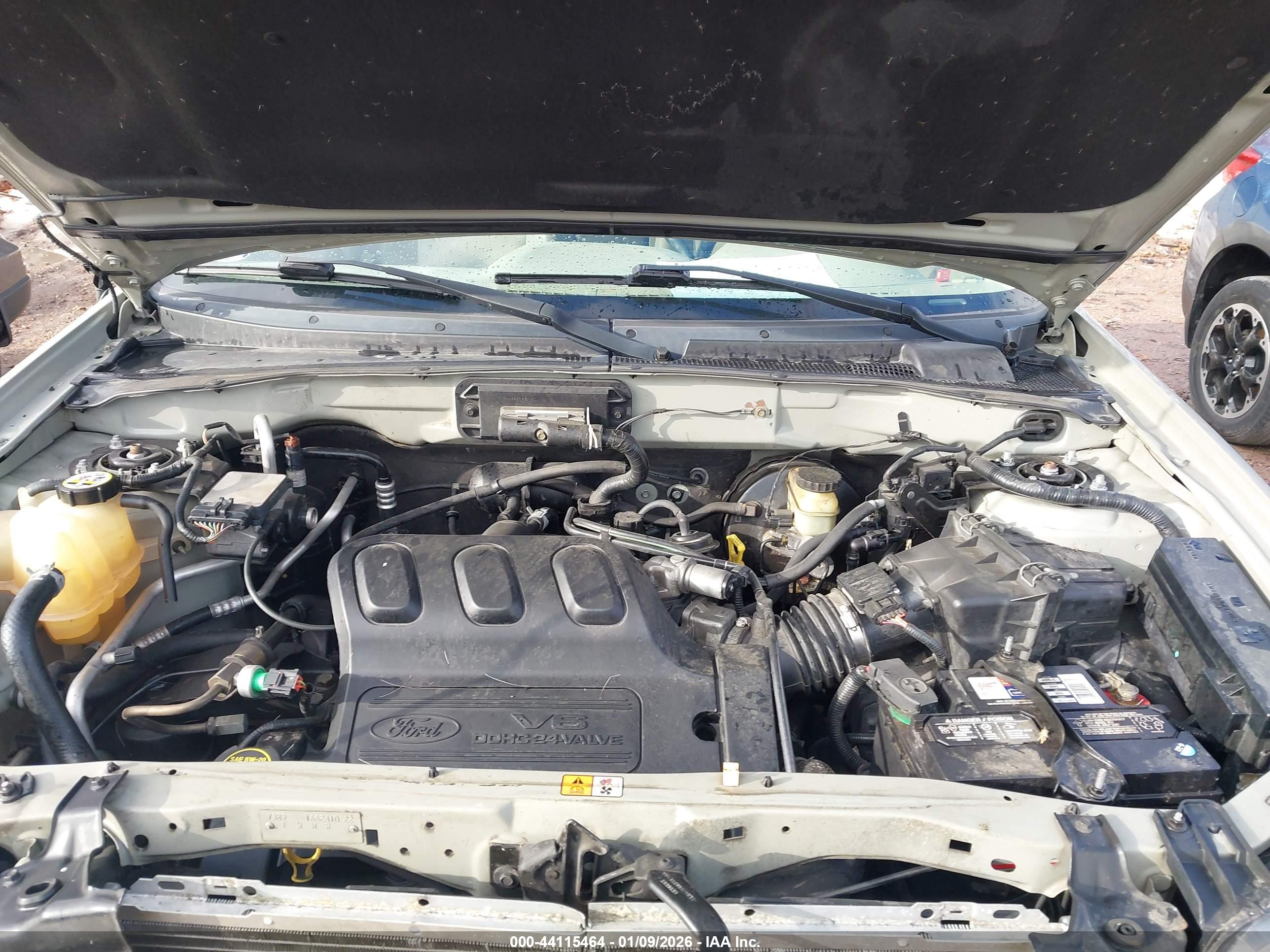 FORD ESCAPE image 10