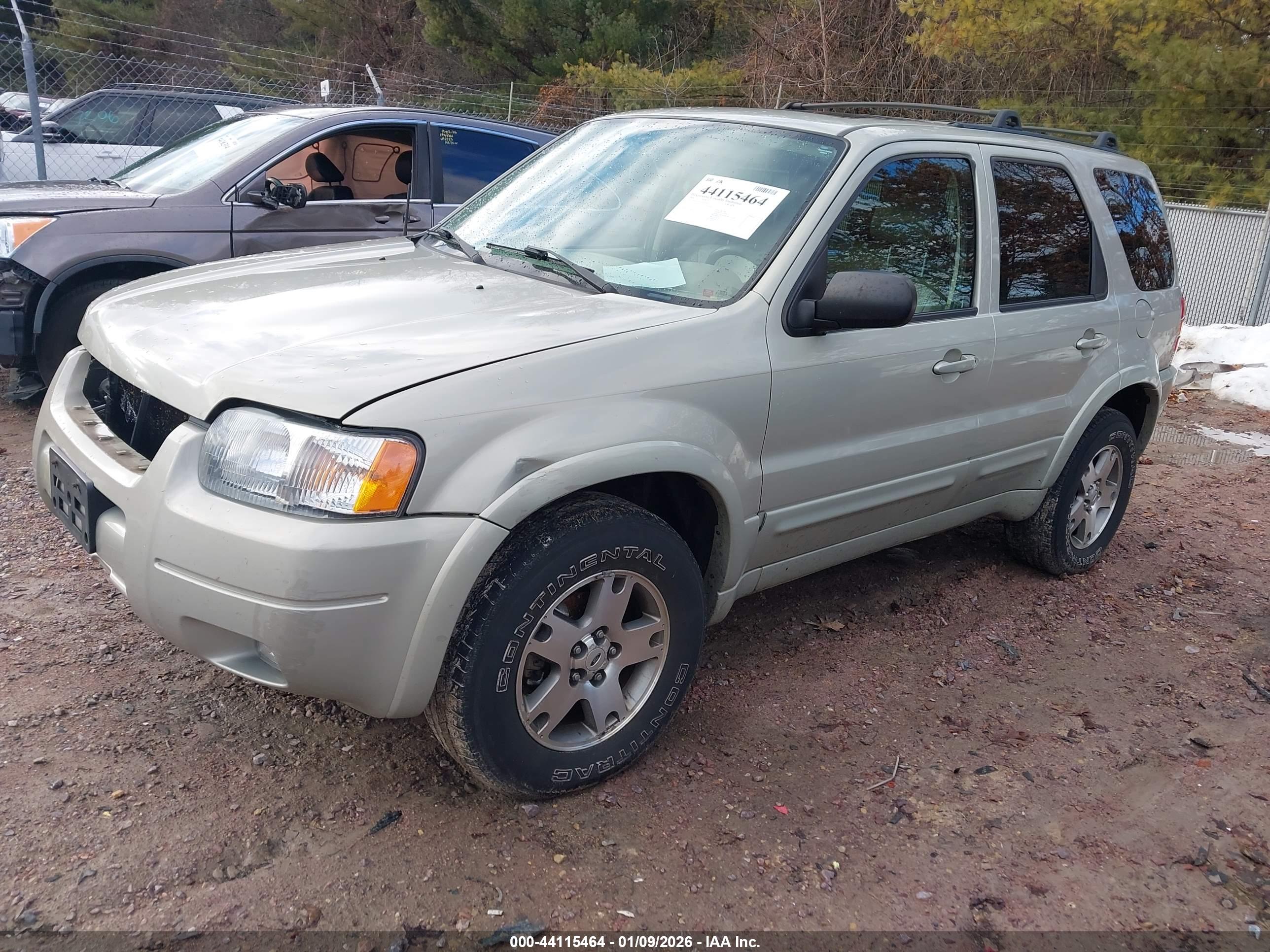 FORD ESCAPE image 2