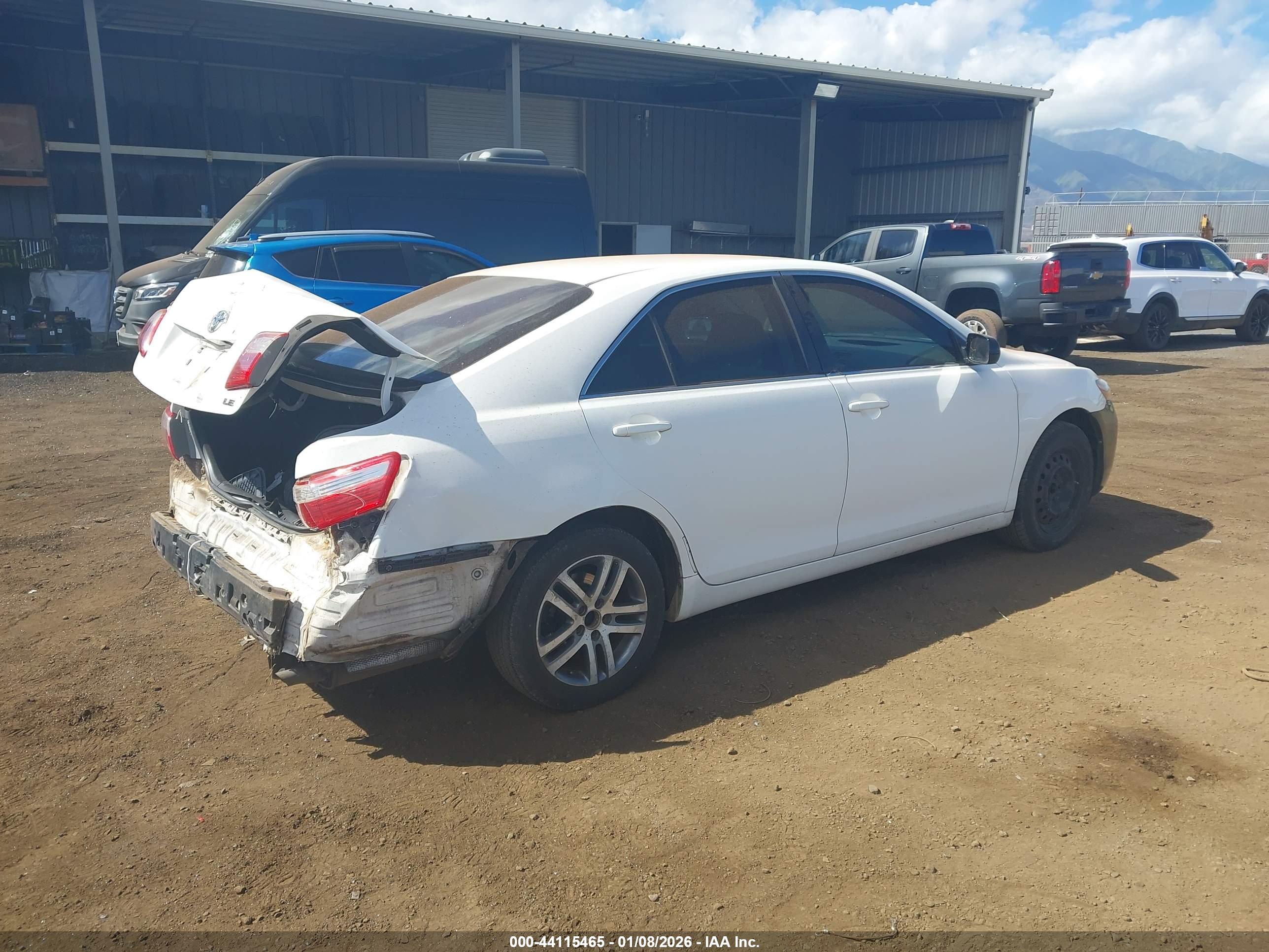 TOYOTA CAMRY image 4