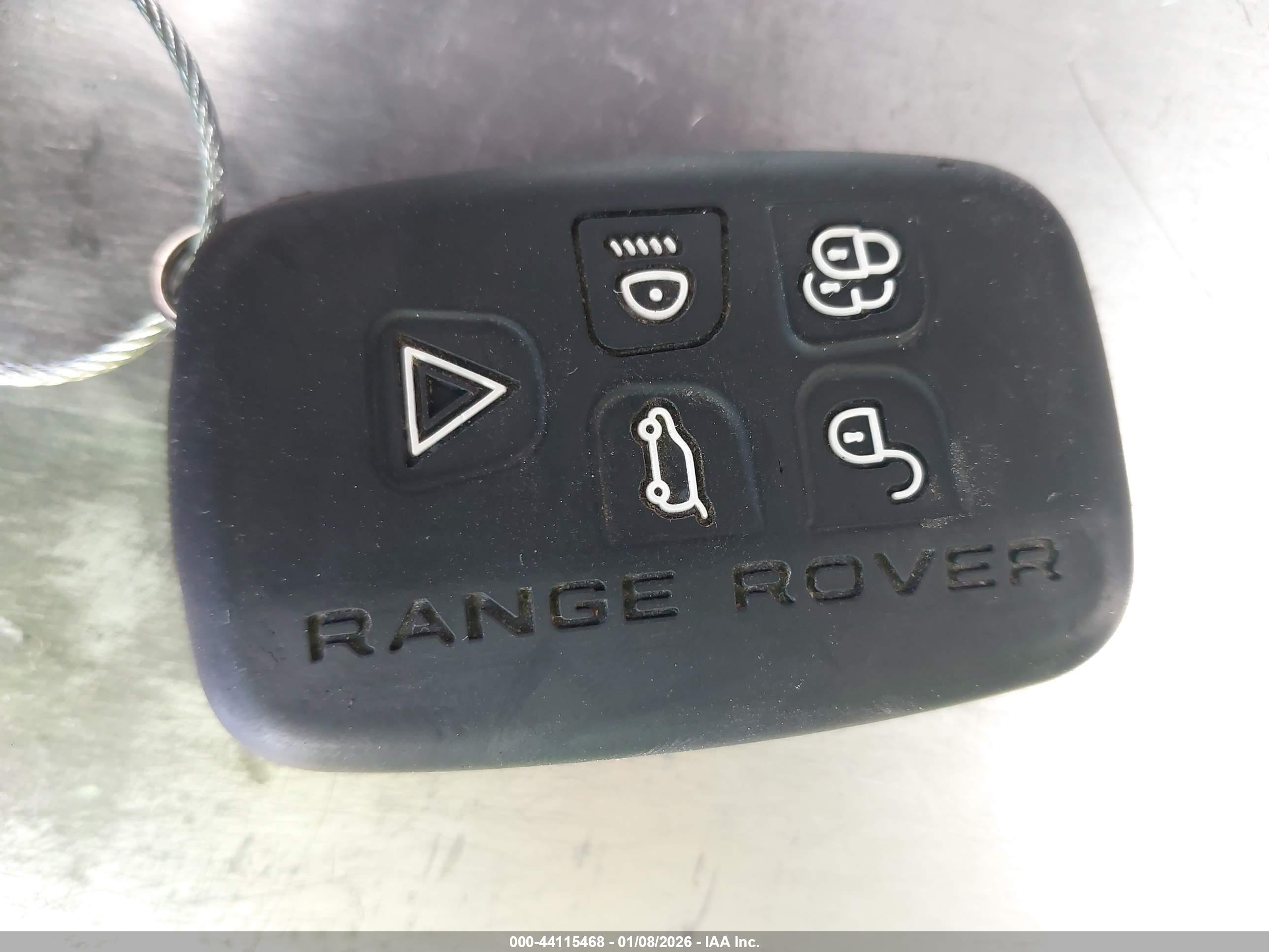 LAND ROVER image 11