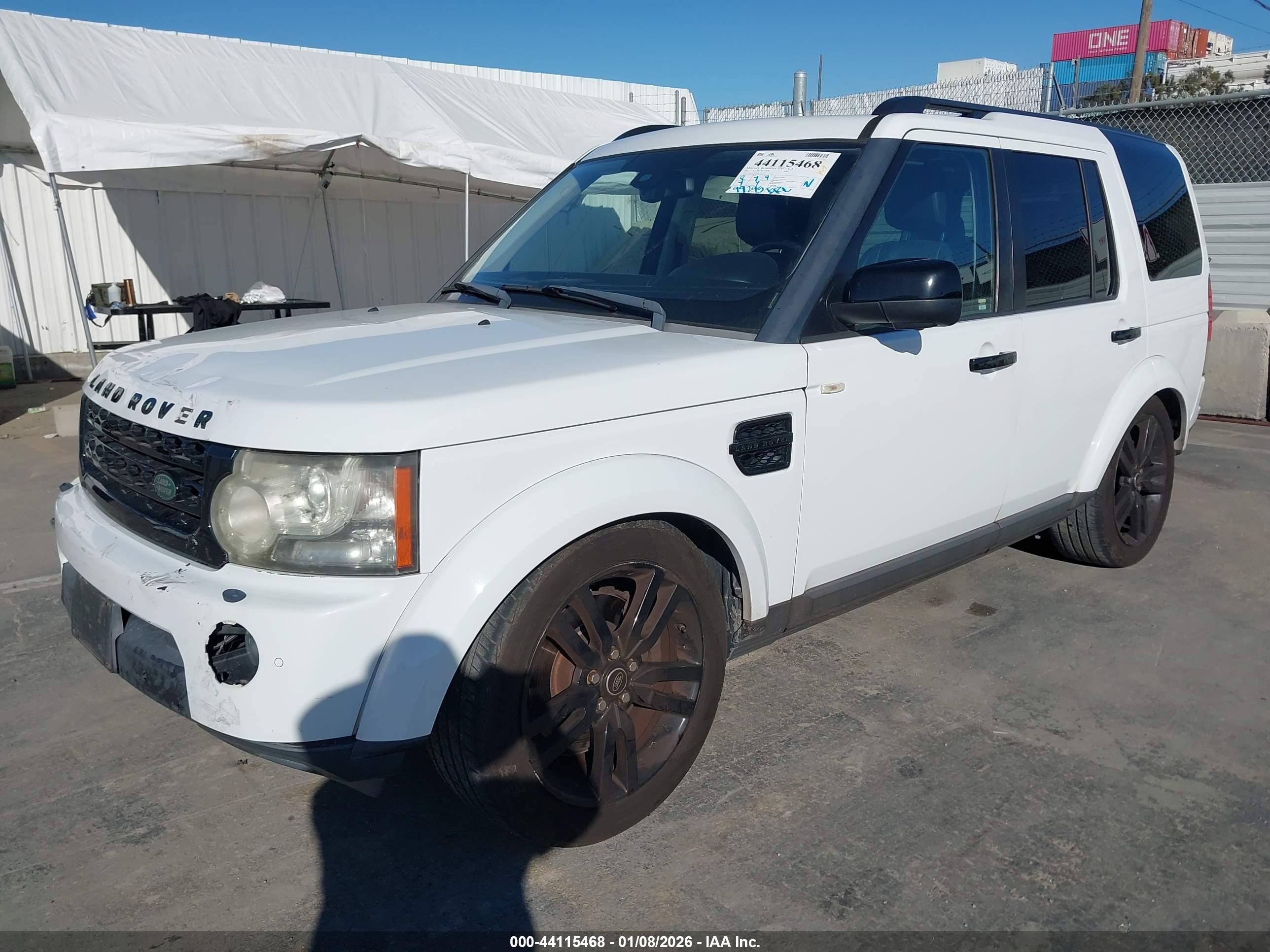 LAND ROVER image 2