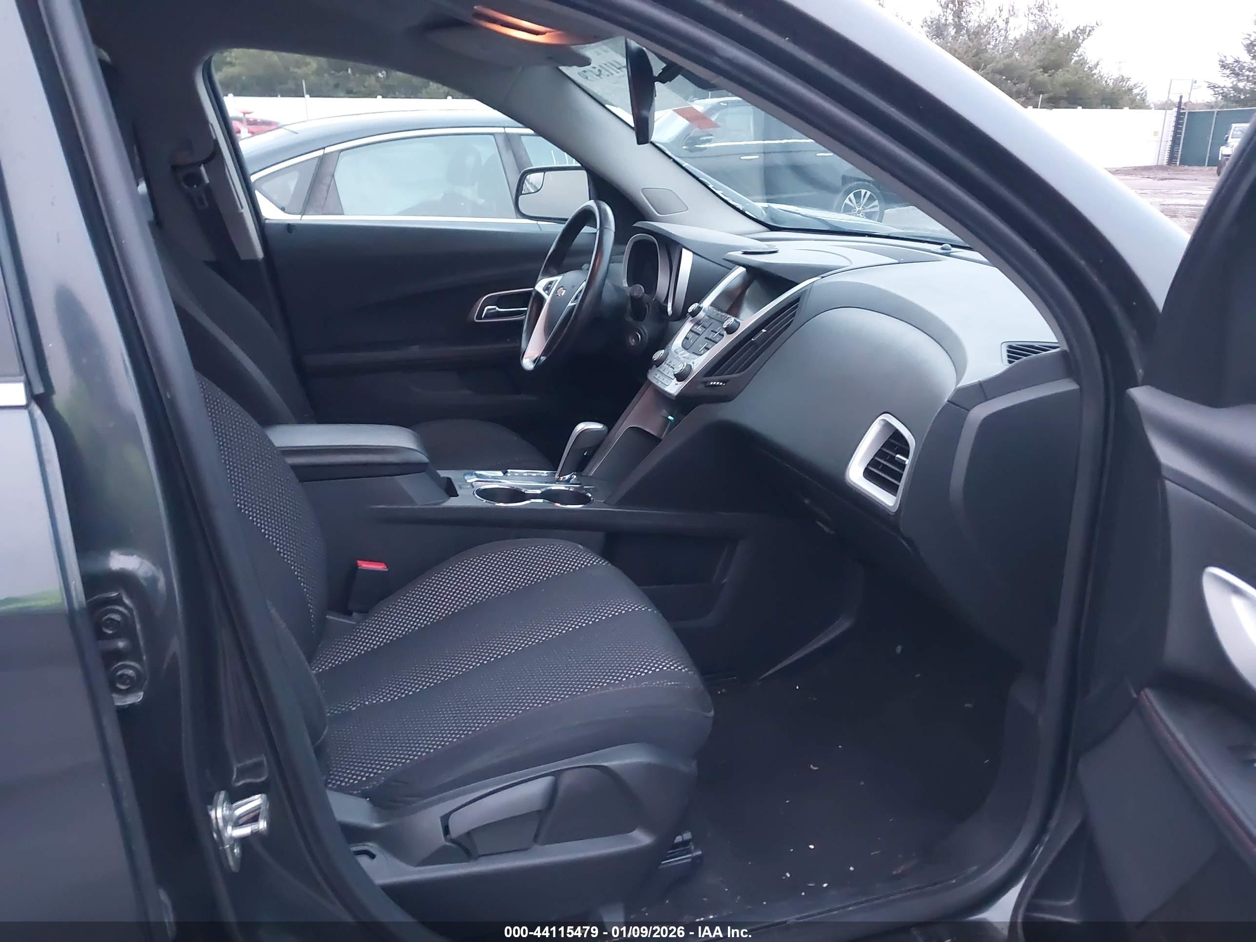 CHEVROLET EQUINOX image 5
