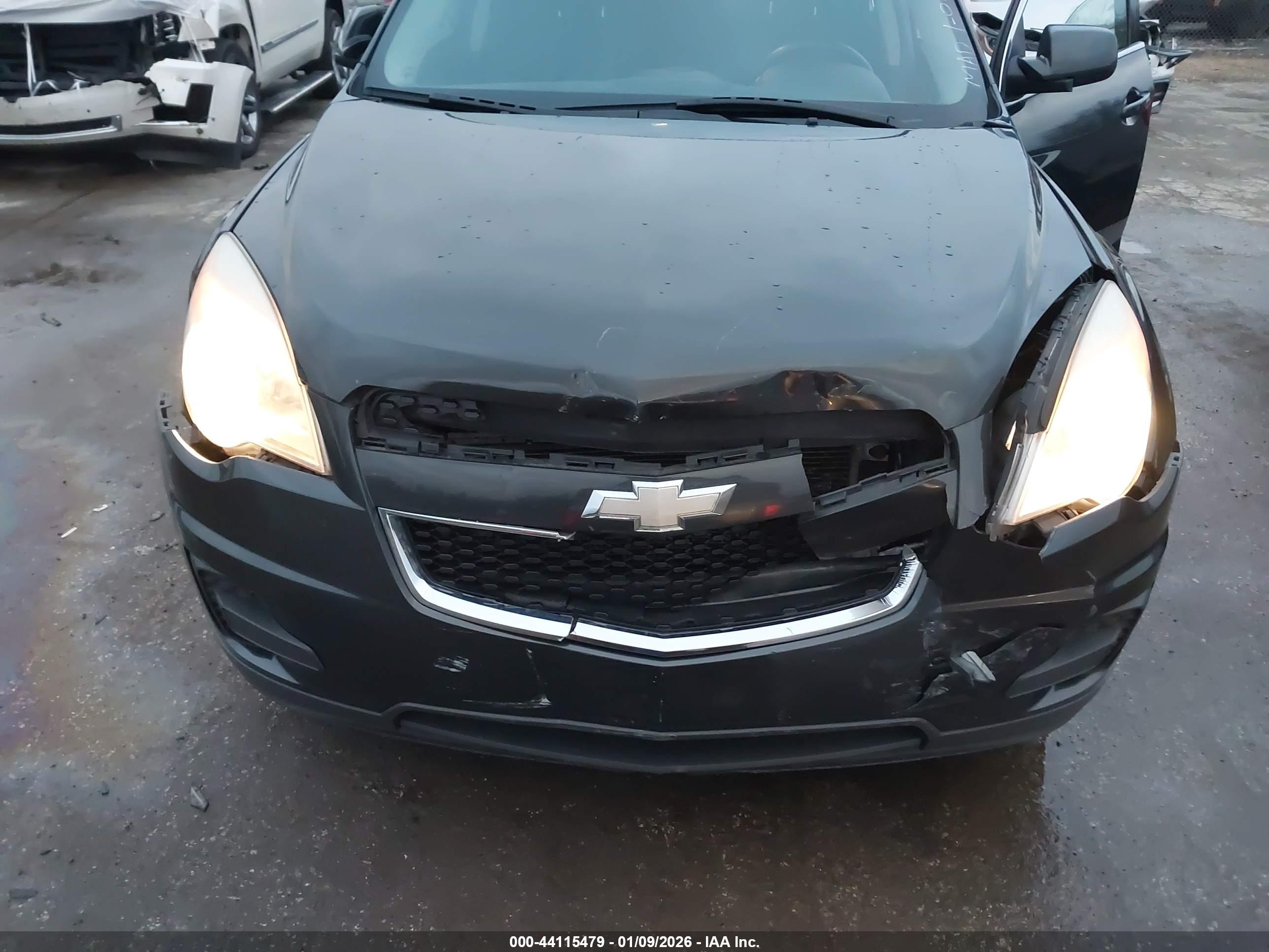 CHEVROLET EQUINOX image 6