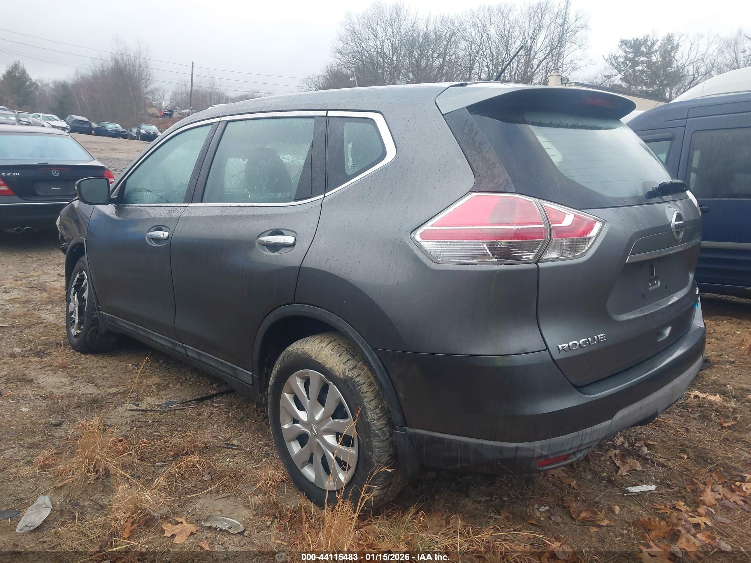 NISSAN ROGUE image 3