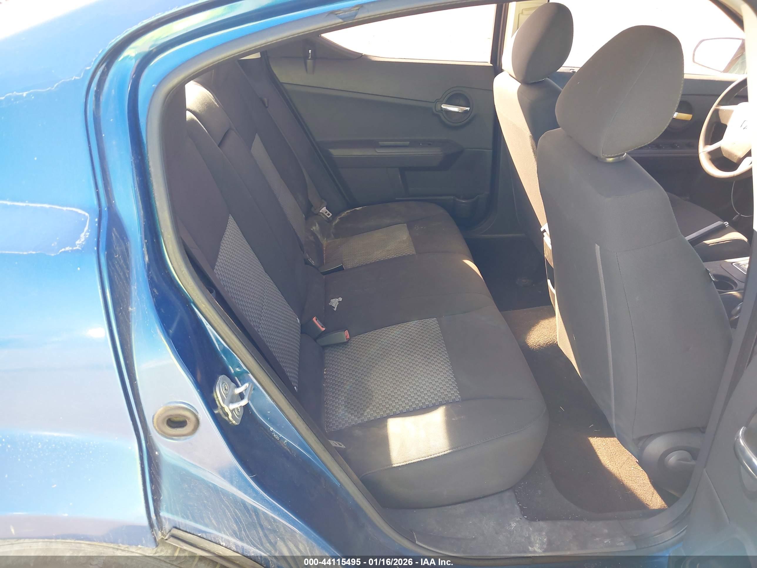 DODGE AVENGER image 8