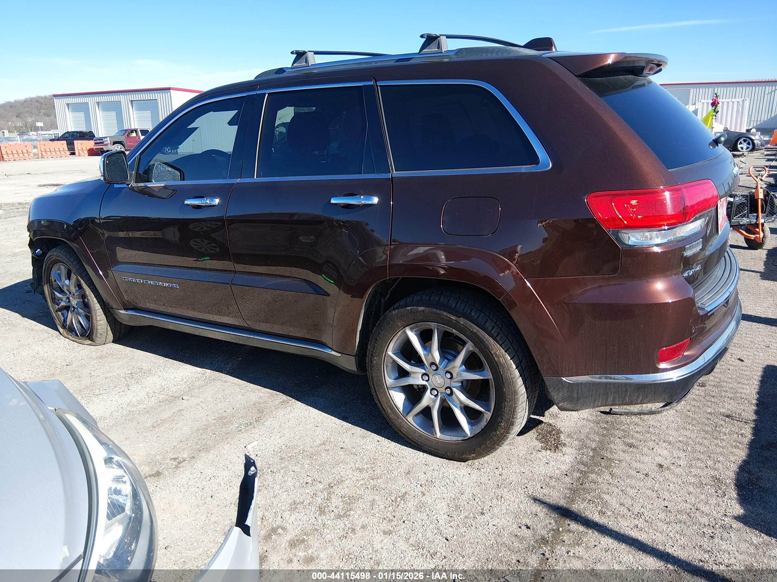 JEEP GRAND image 3