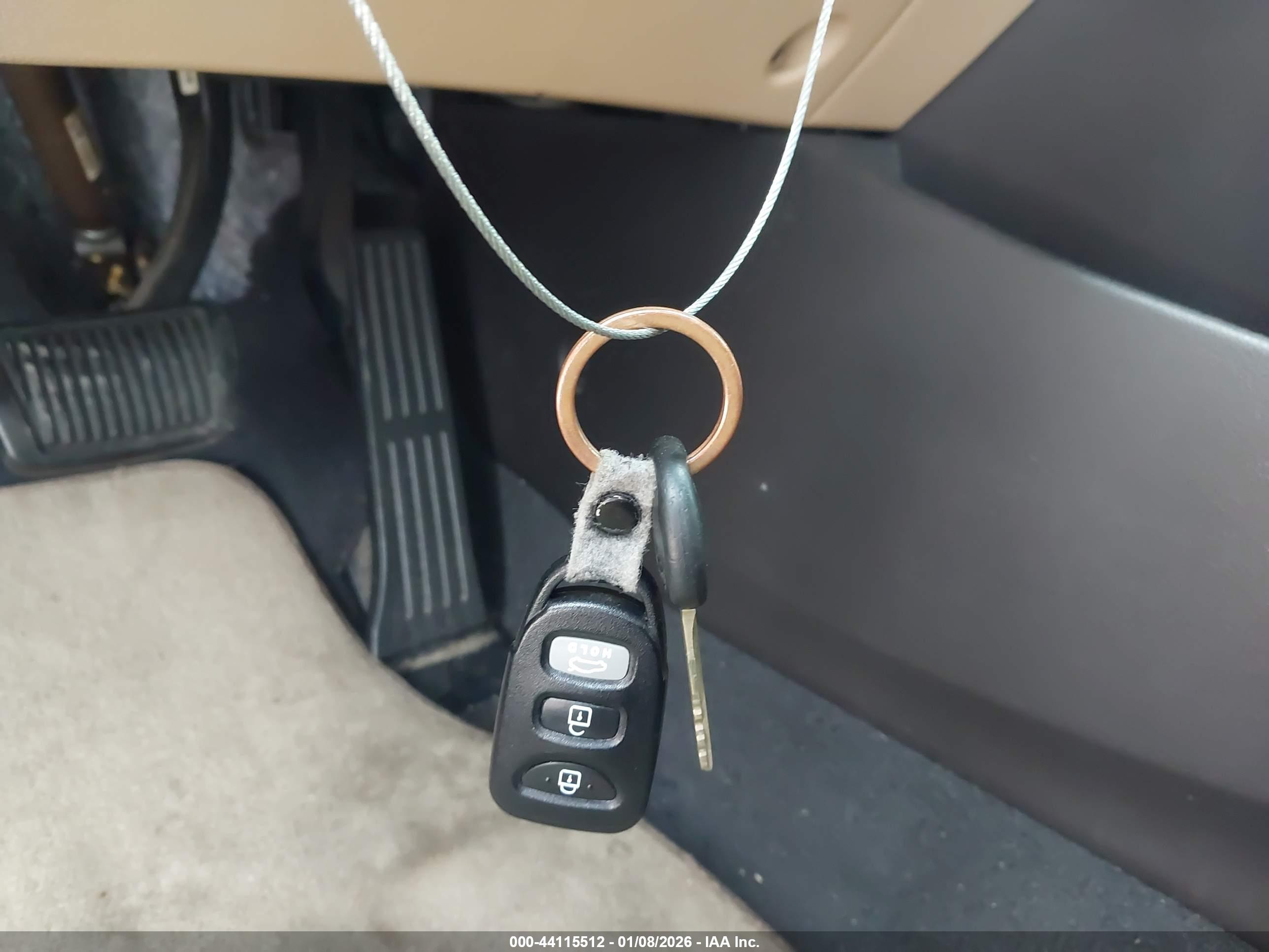HYUNDAI ELANTRA image 11