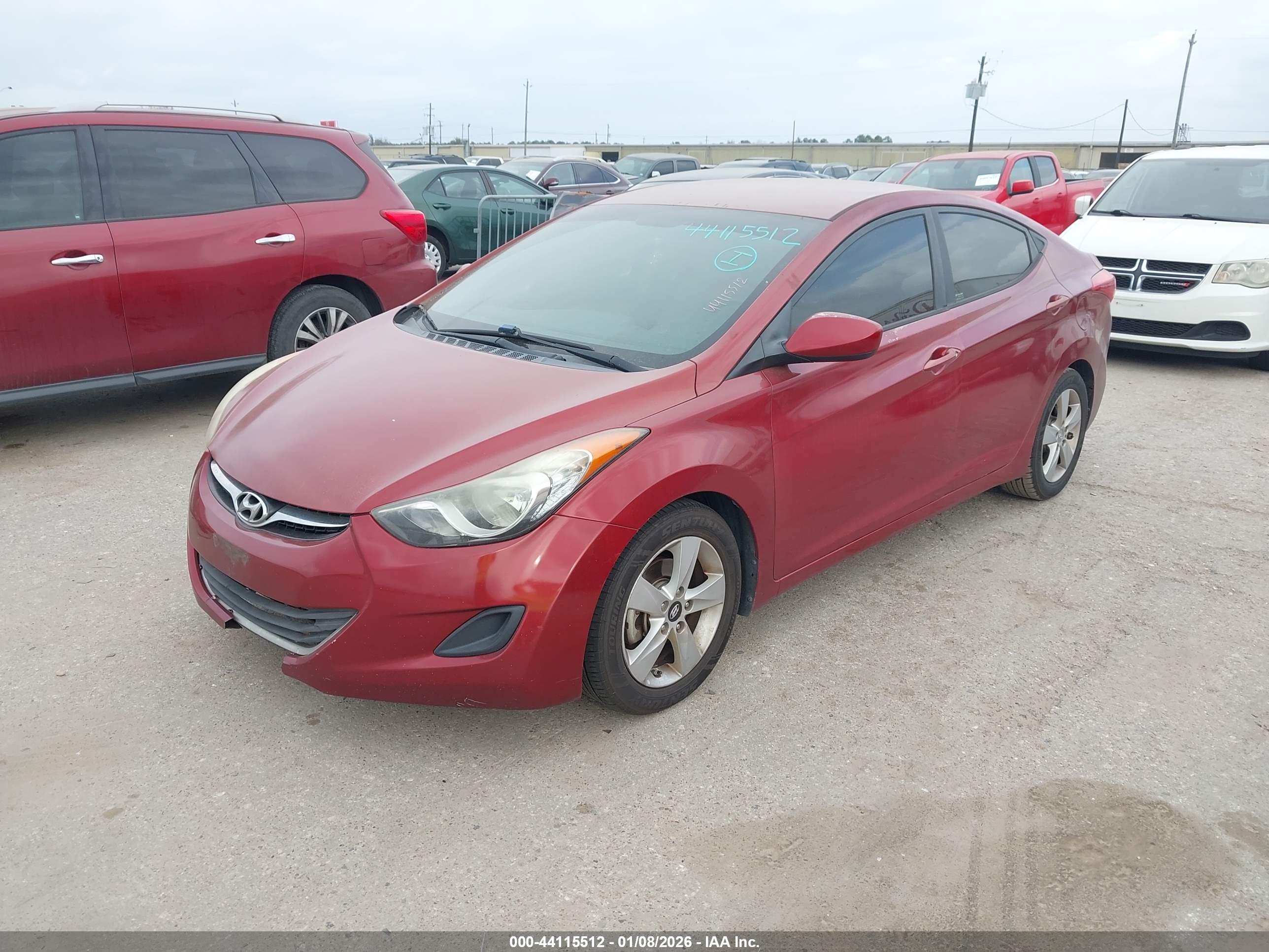 HYUNDAI ELANTRA image 2