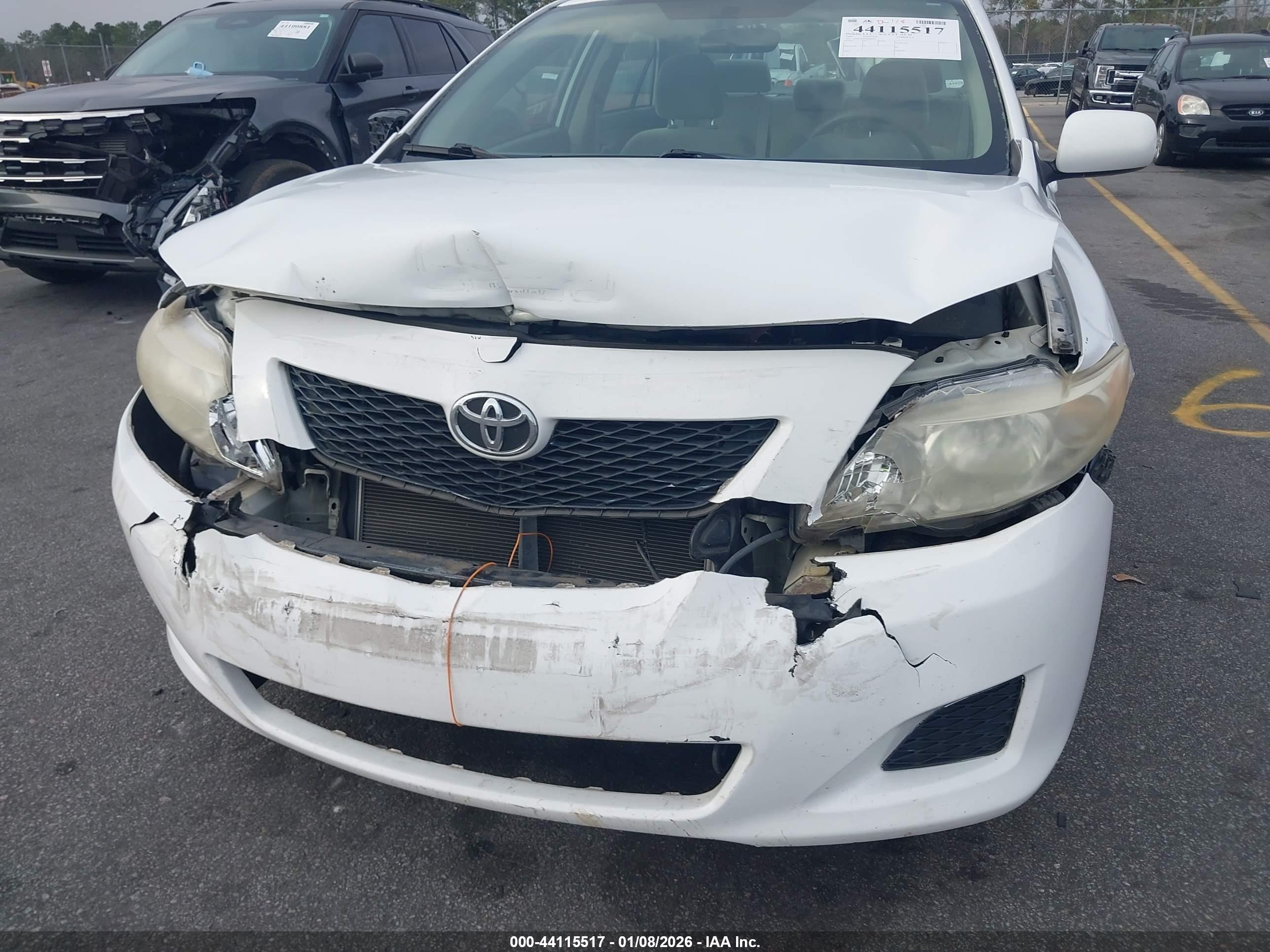 TOYOTA COROLLA image 6