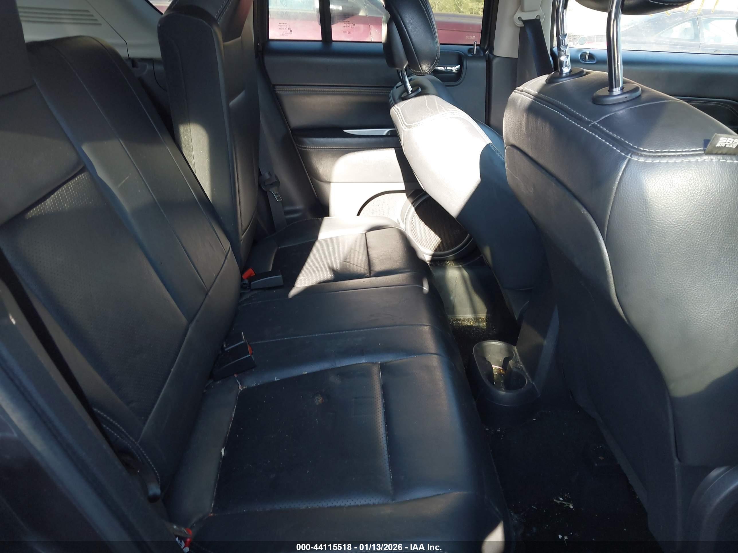 JEEP COMPASS image 8
