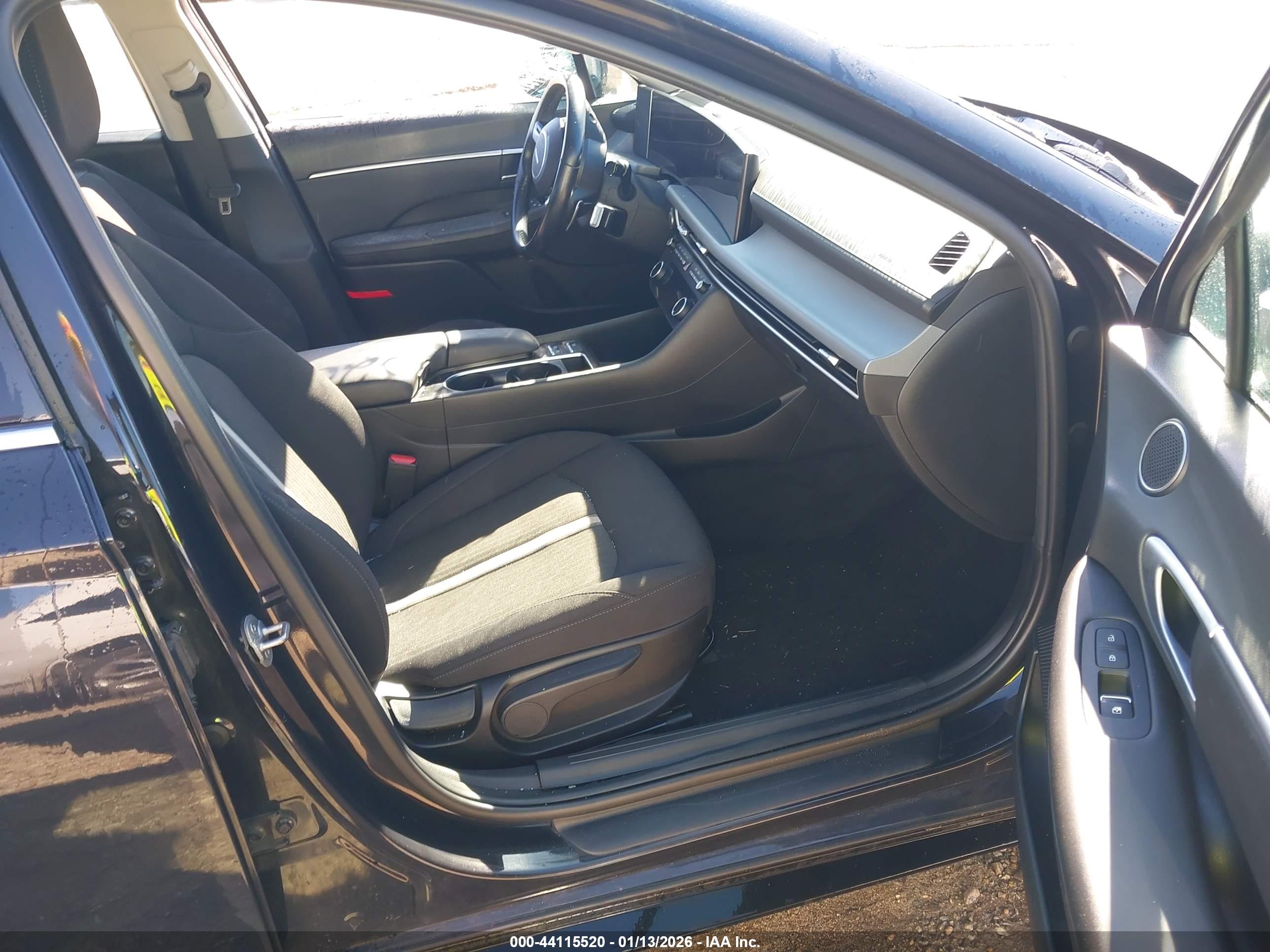 HYUNDAI SONATA image 5