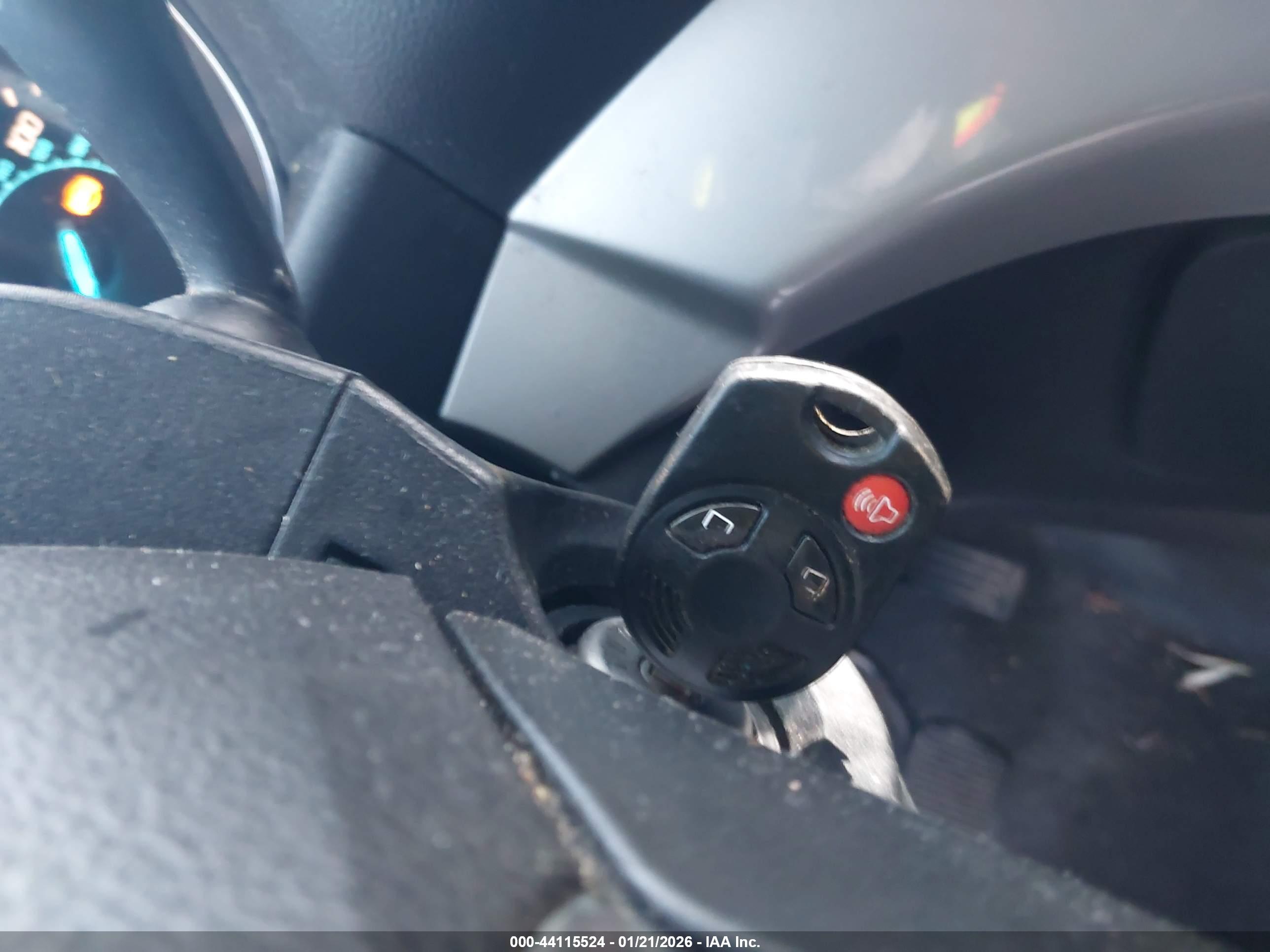 FORD ESCAPE image 11