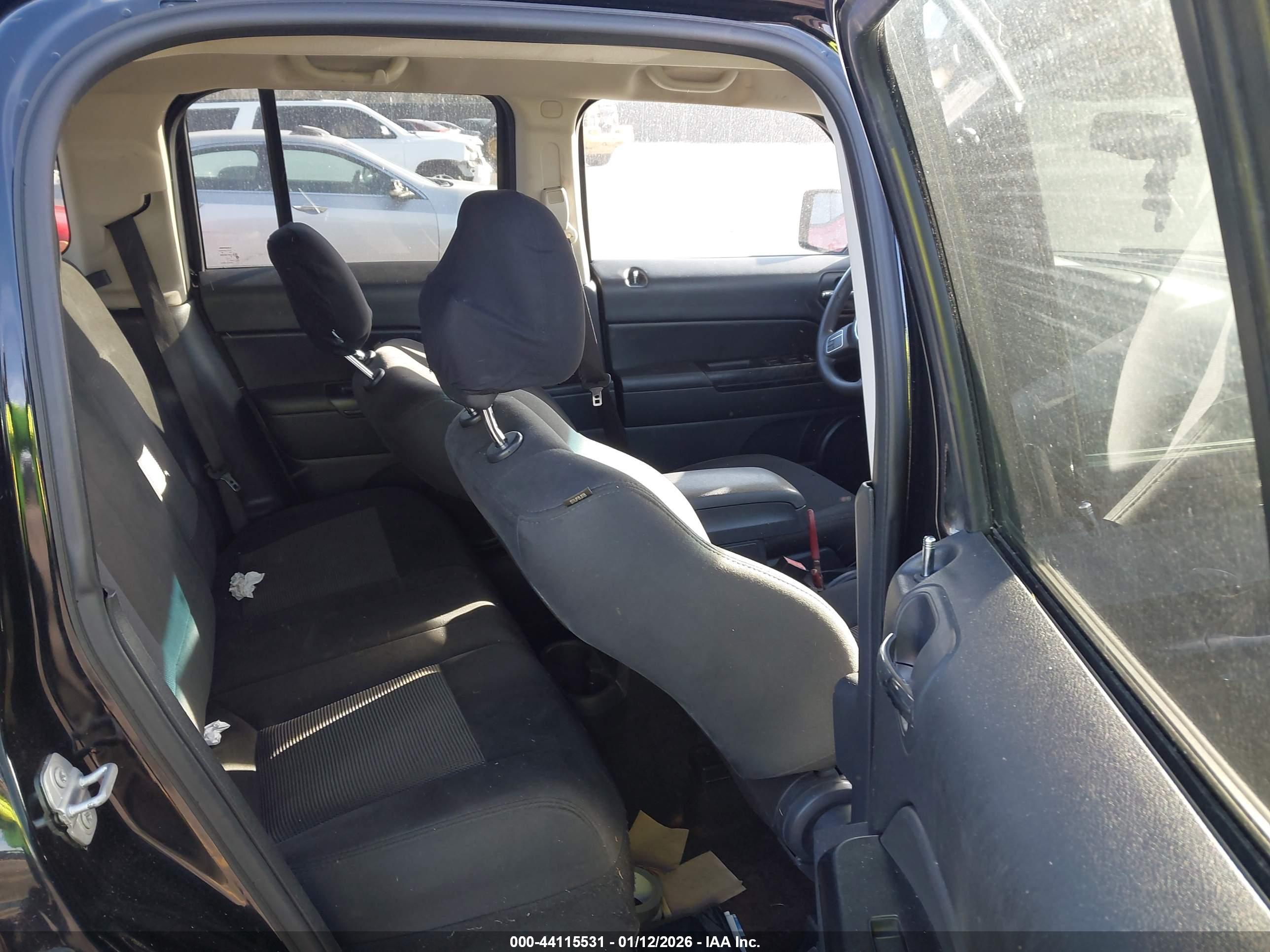 JEEP PATRIOT image 8