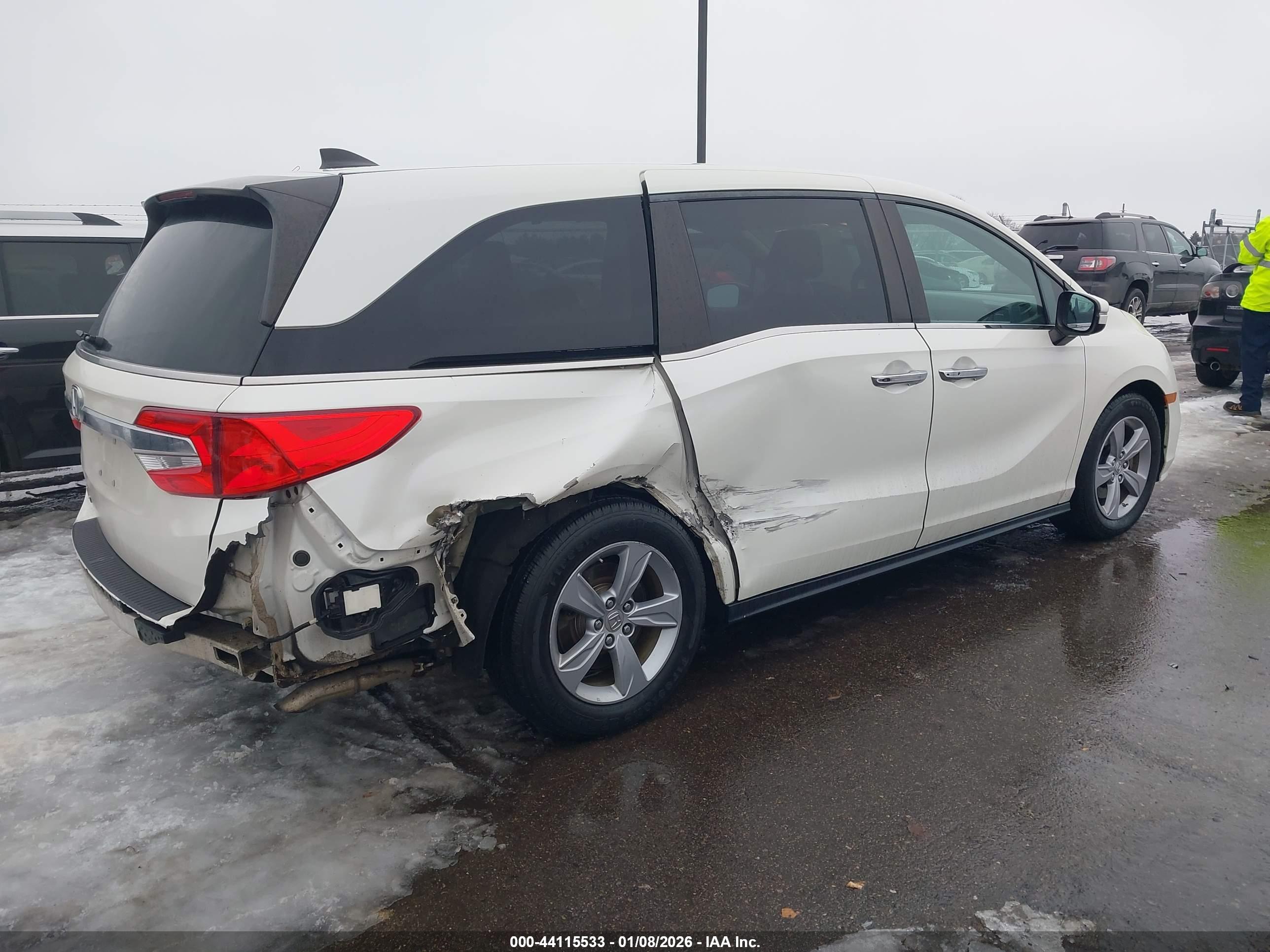 HONDA ODYSSEY image 4