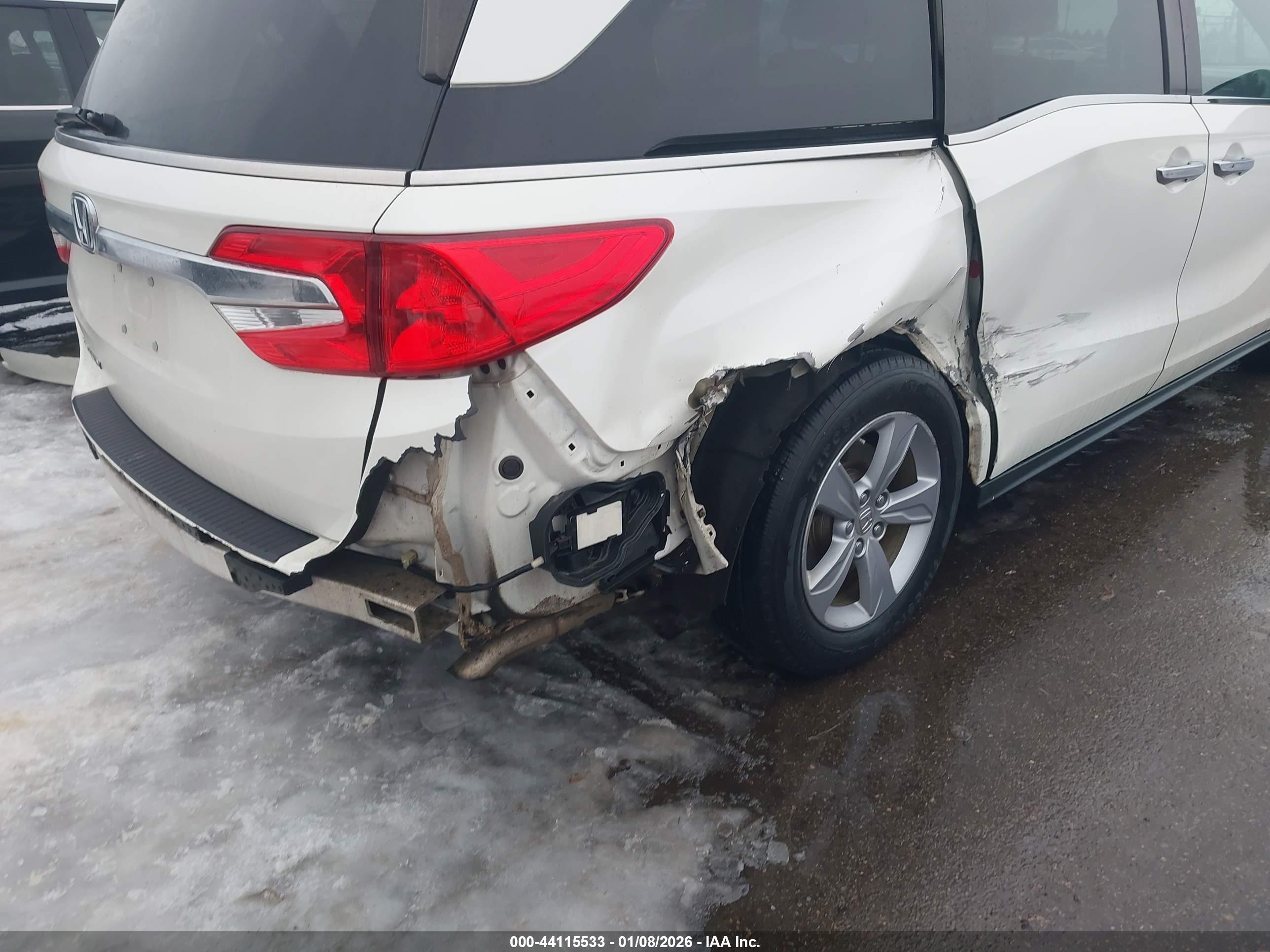 HONDA ODYSSEY image 6