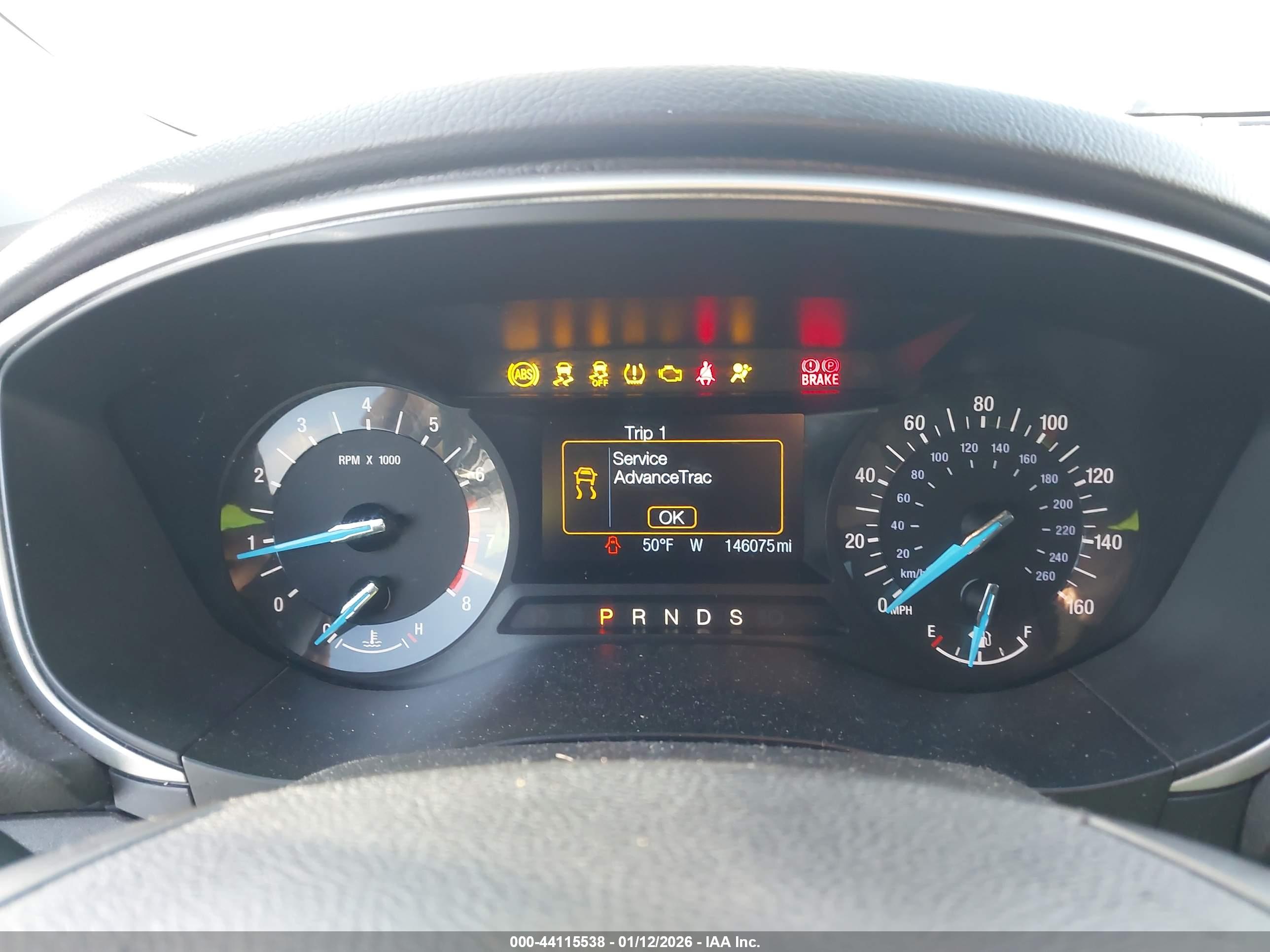 FORD FUSION image 7