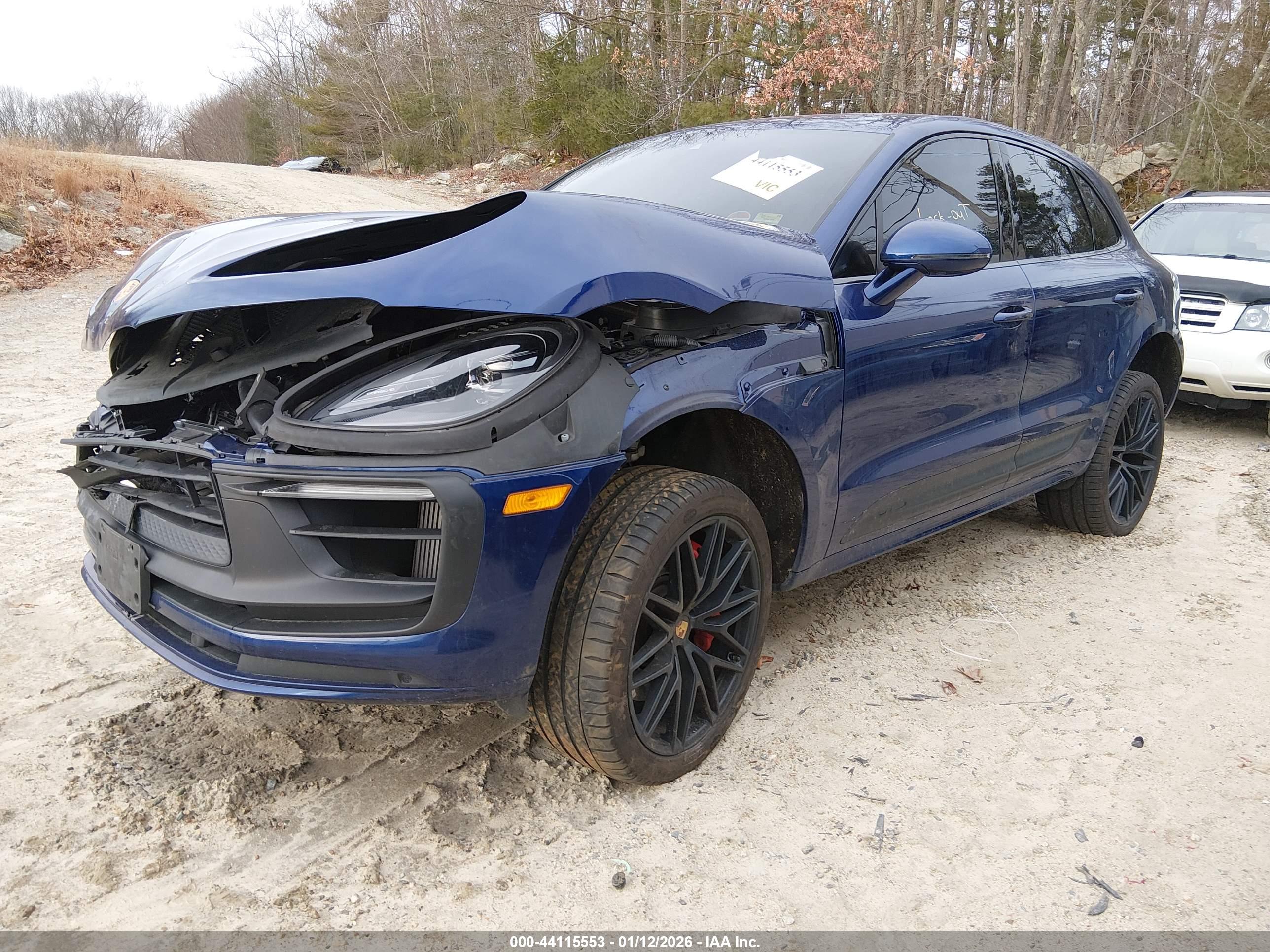 PORSCHE MACAN image 2