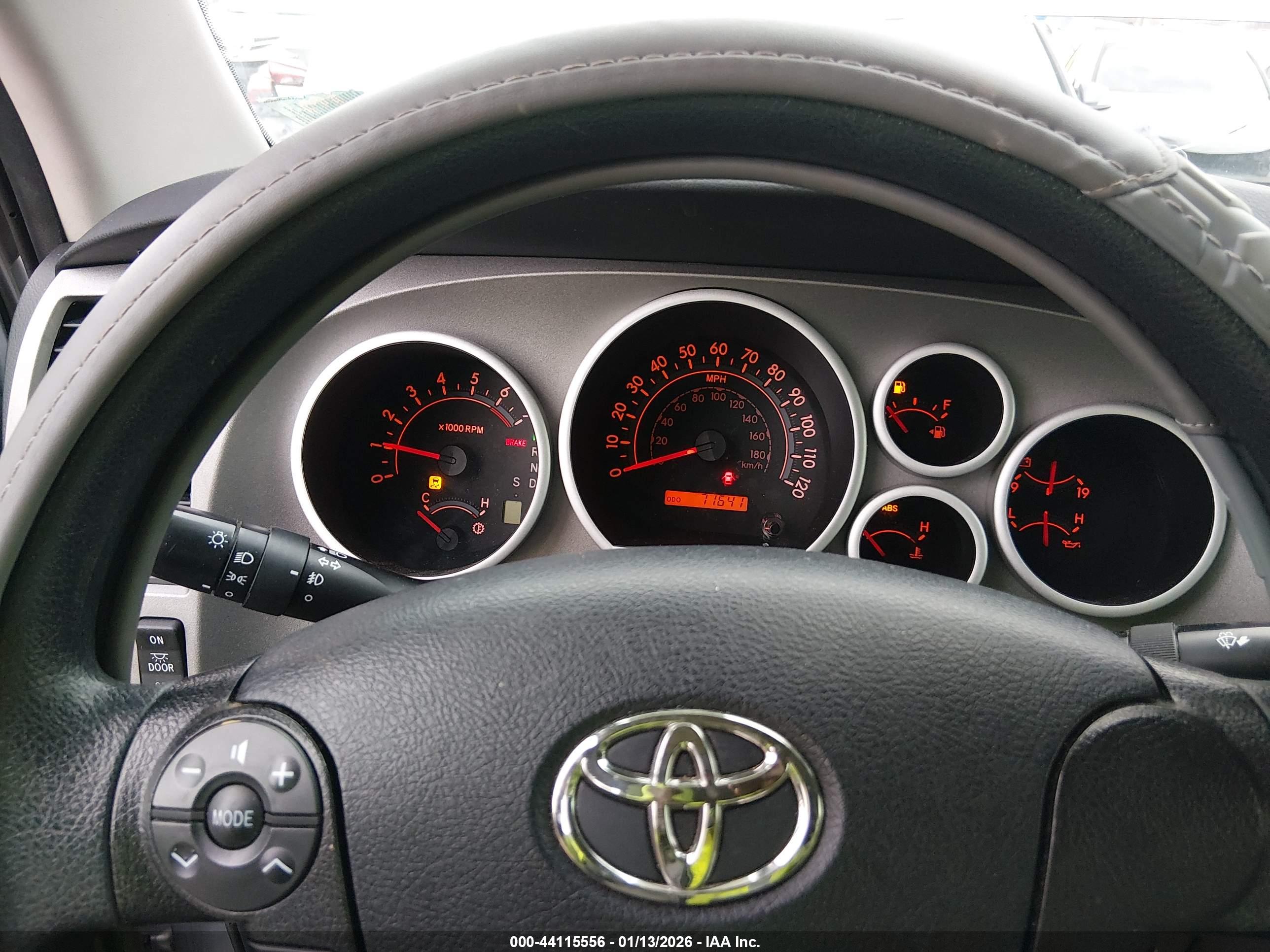 TOYOTA TUNDRA image 7