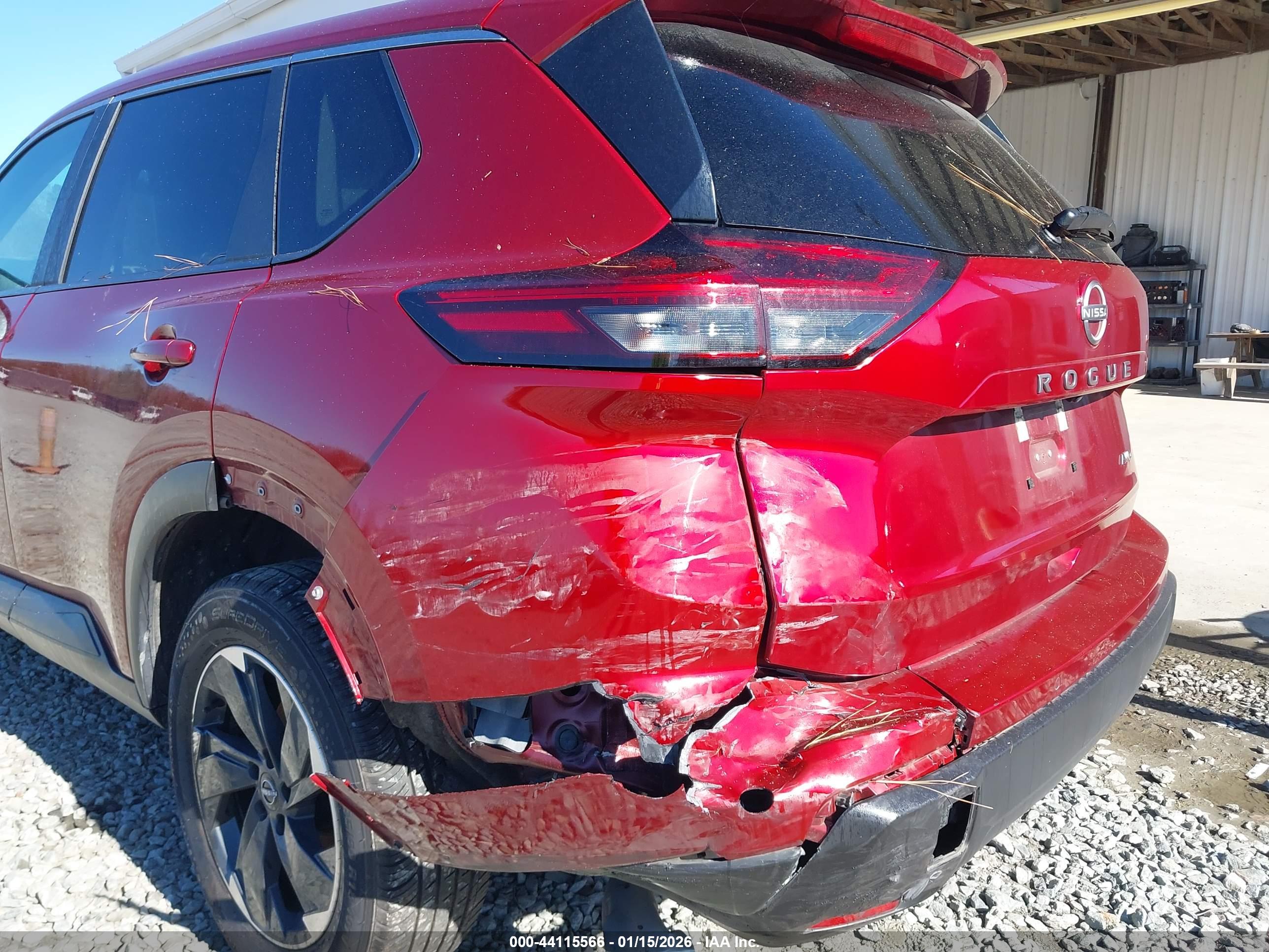 NISSAN ROGUE image 6