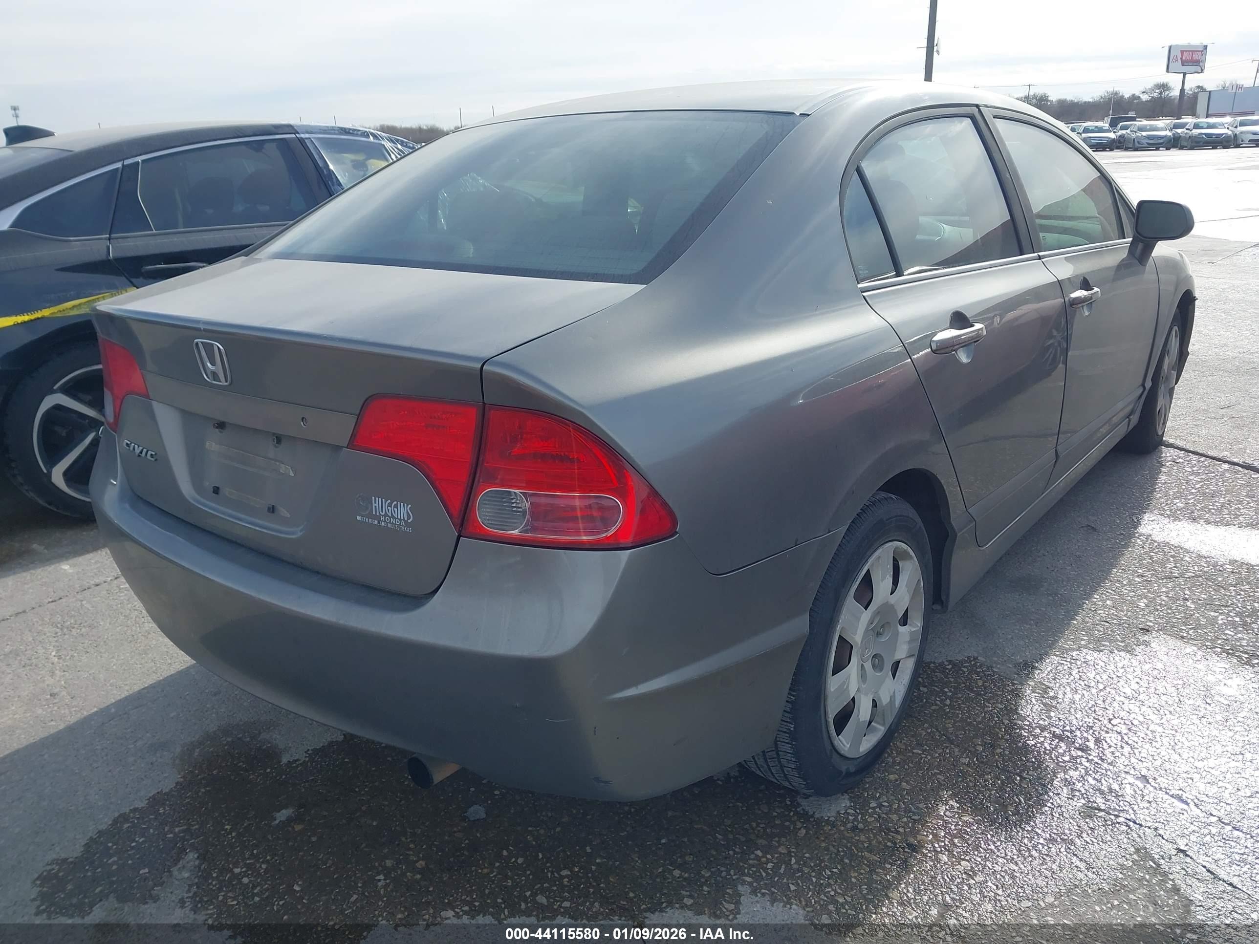 HONDA CIVIC image 4