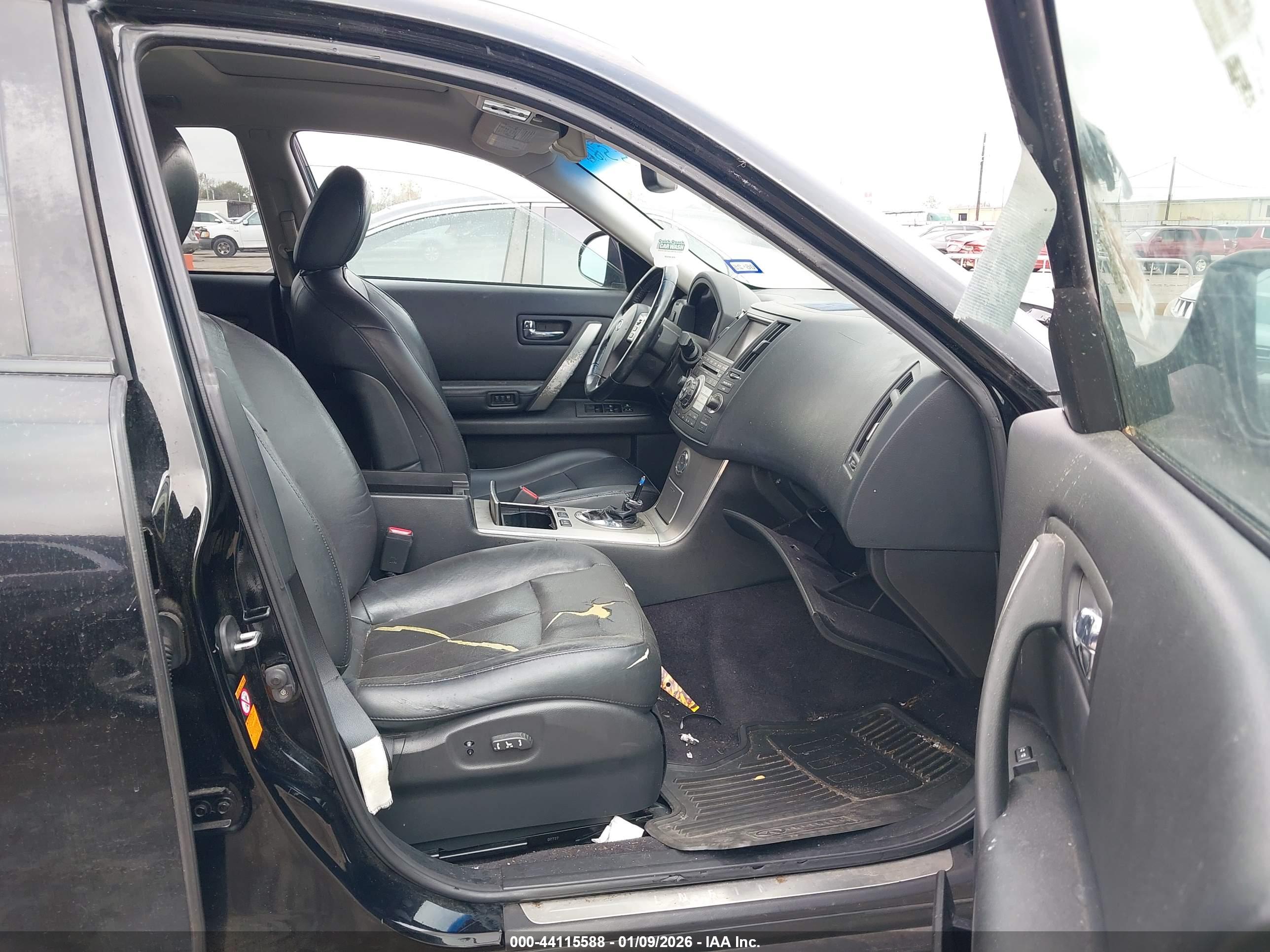 INFINITI FX35 image 5