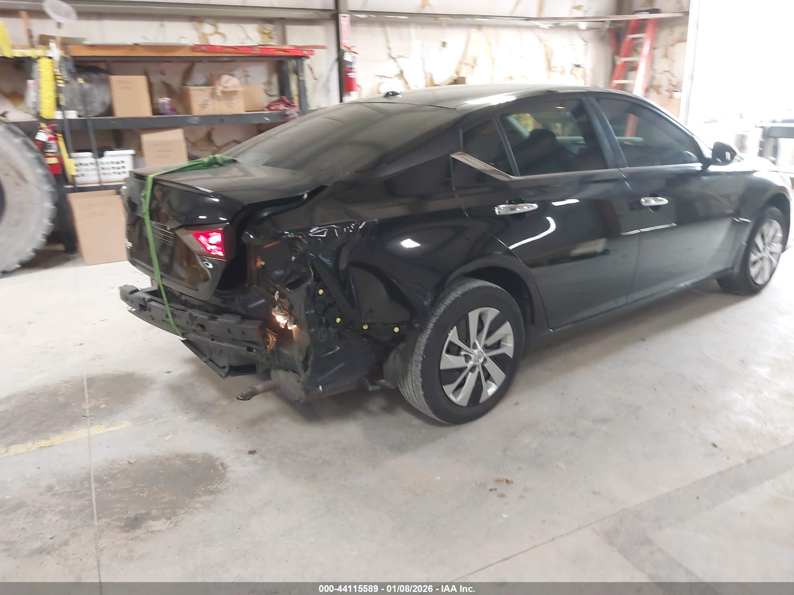 NISSAN ALTIMA image 4
