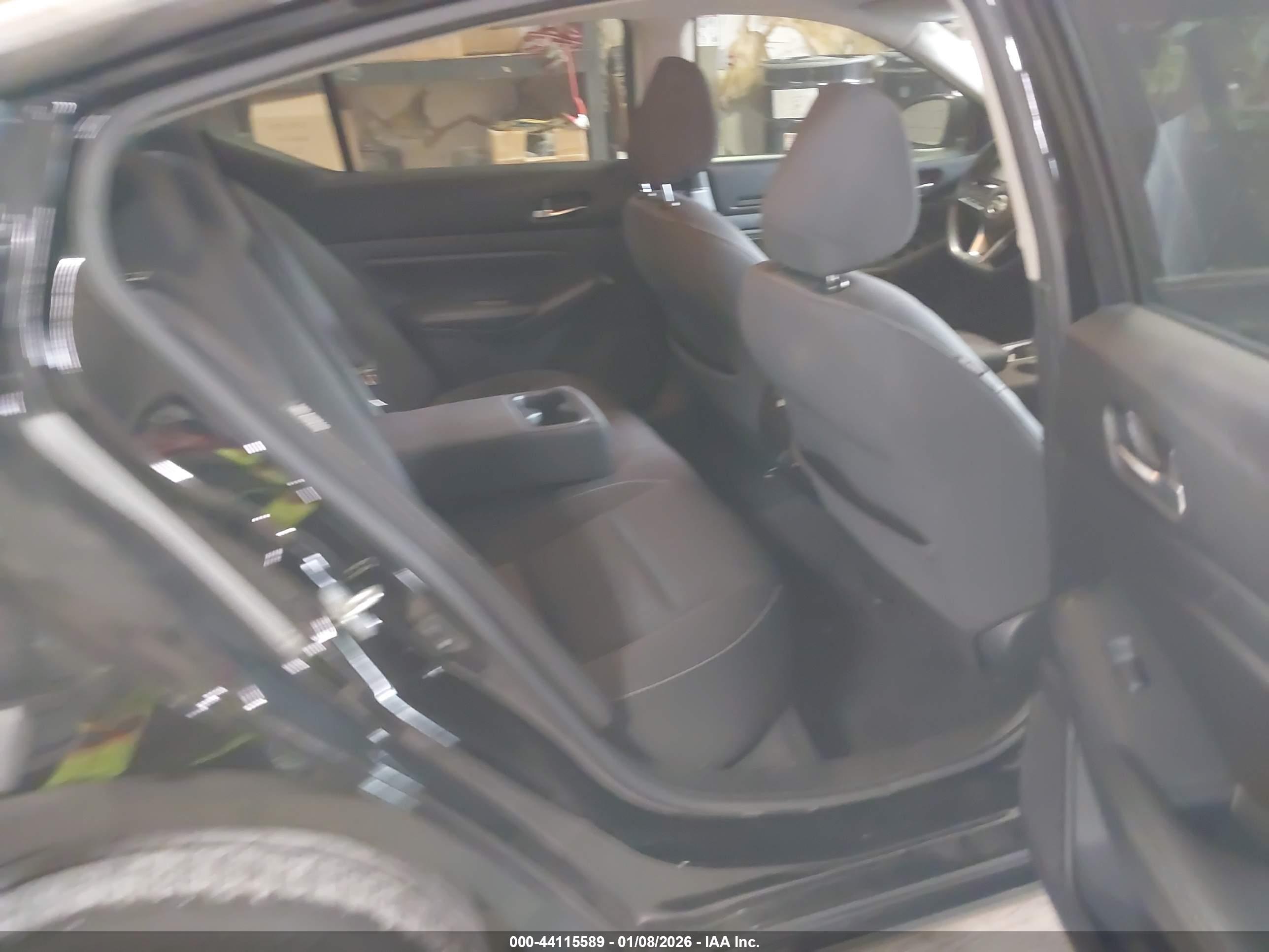 NISSAN ALTIMA image 8