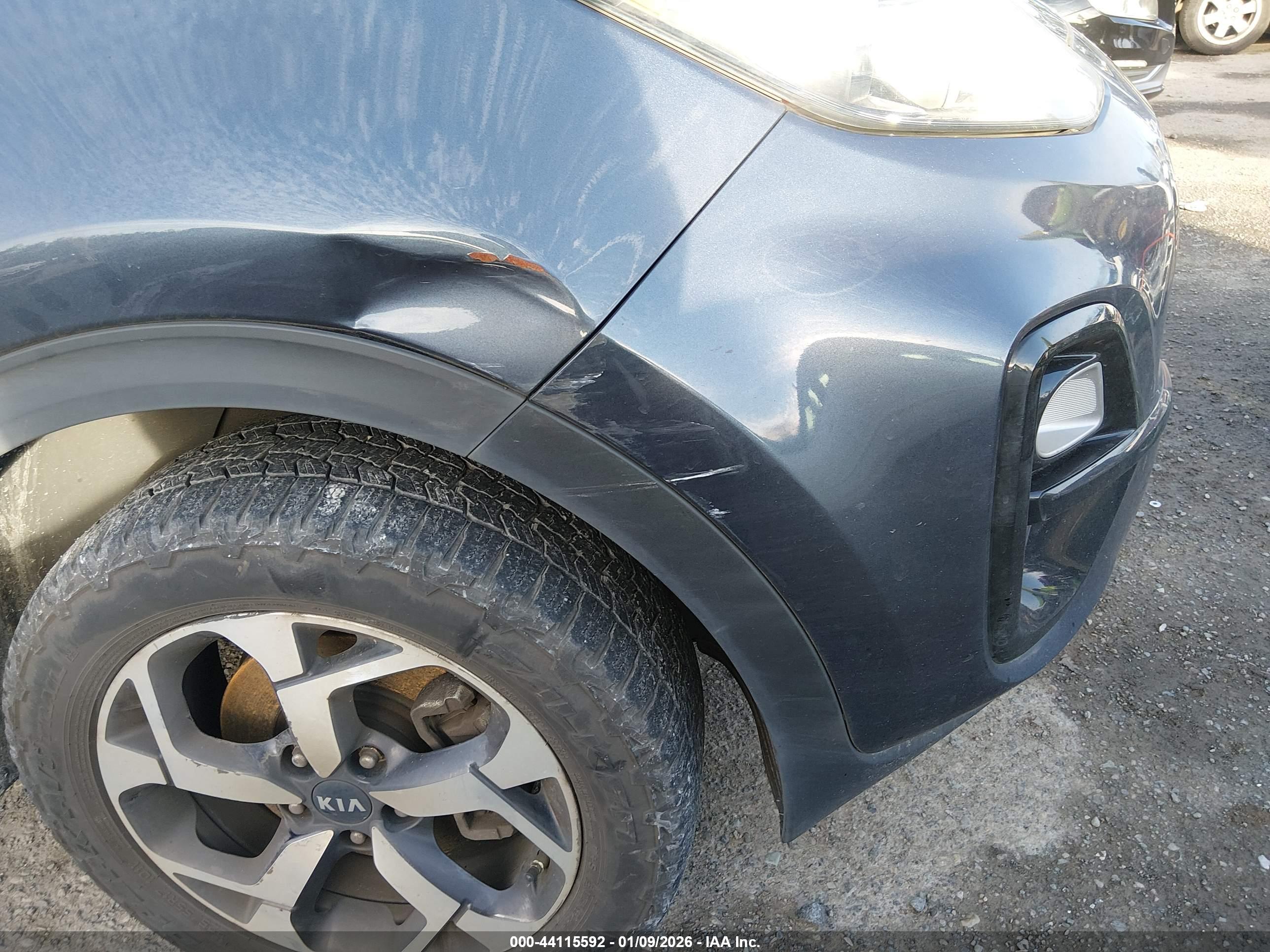 KIA SPORTAGE image 6