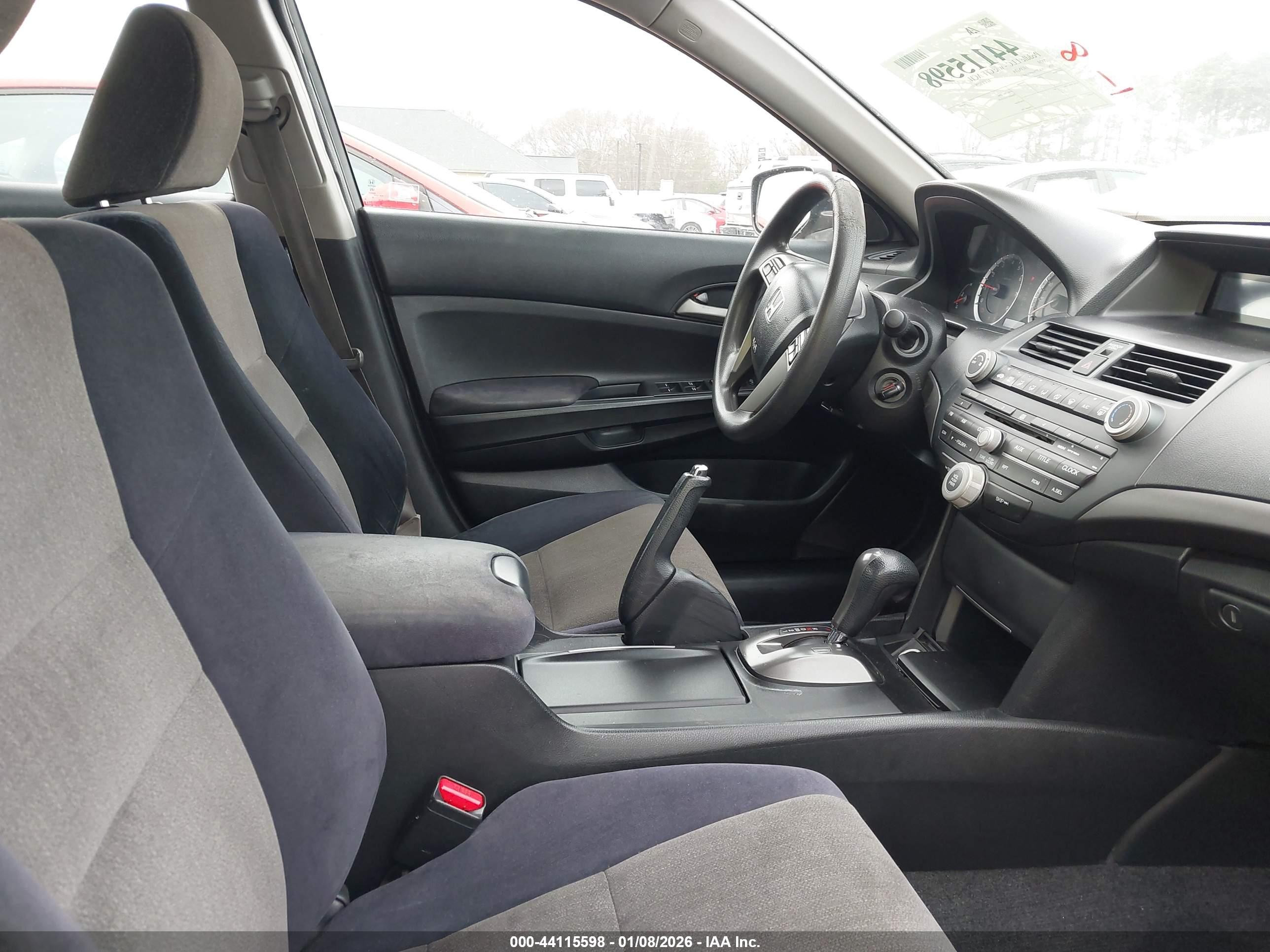 HONDA ACCORD image 5
