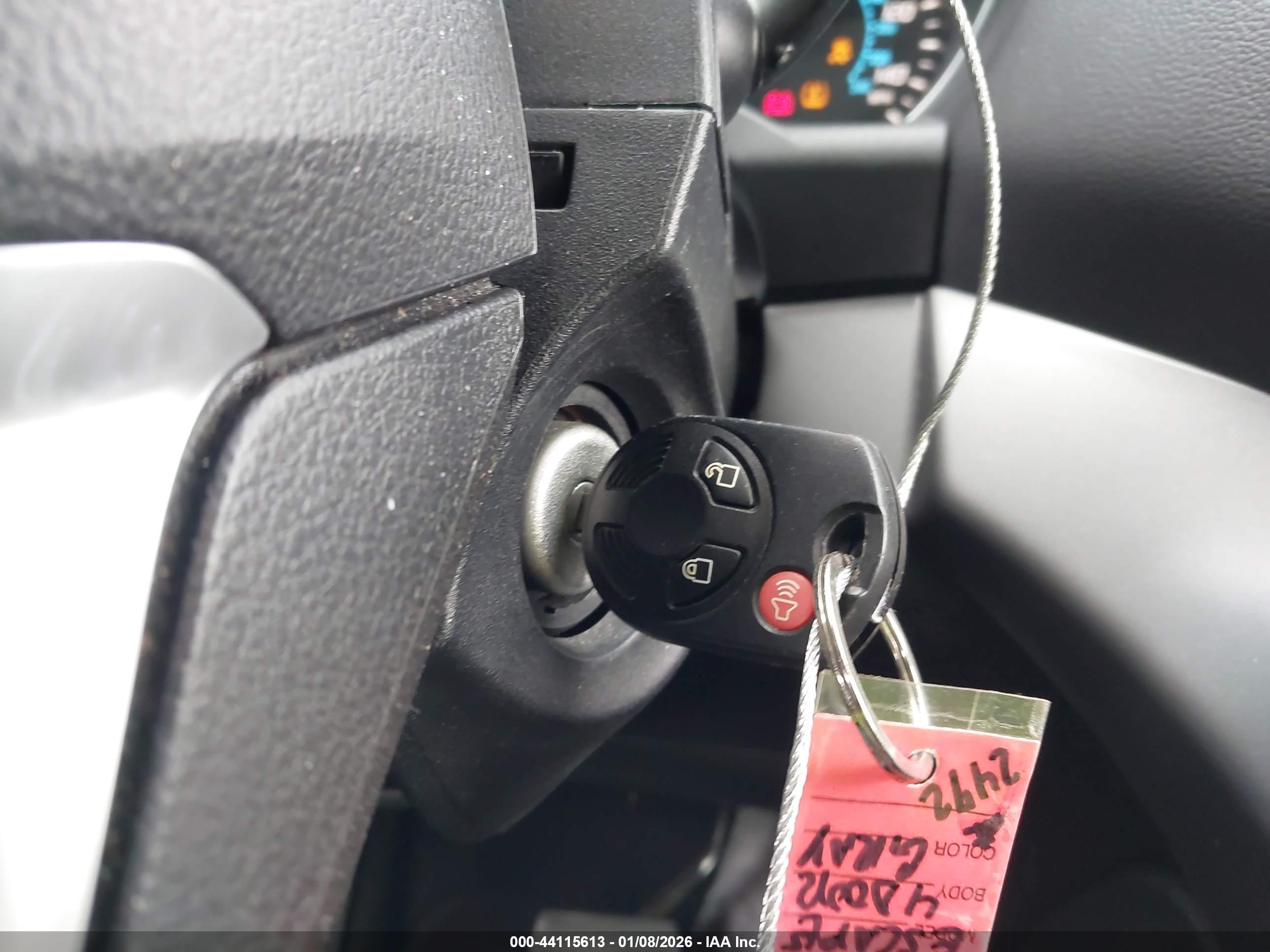 FORD ESCAPE image 11
