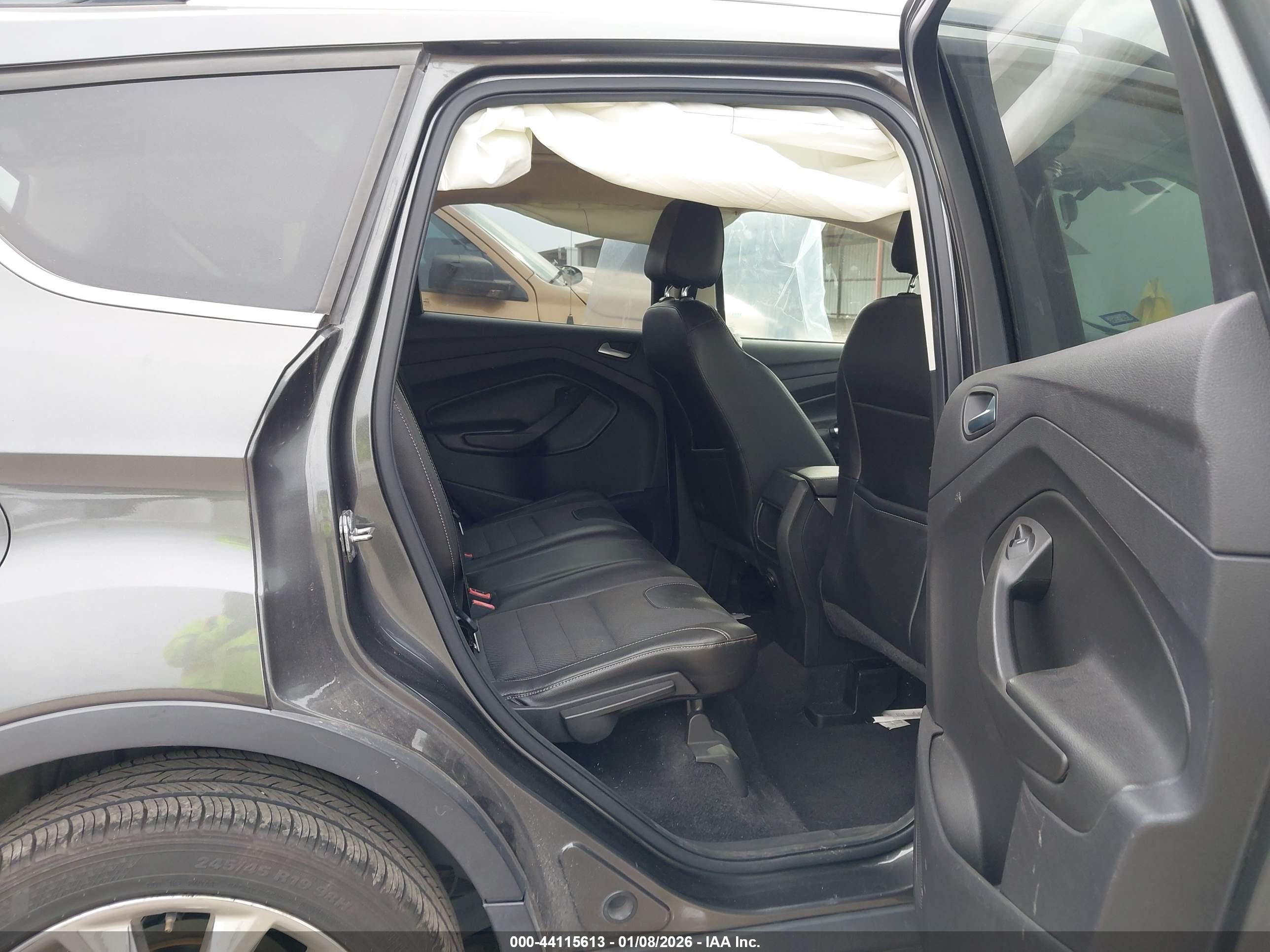 FORD ESCAPE image 8