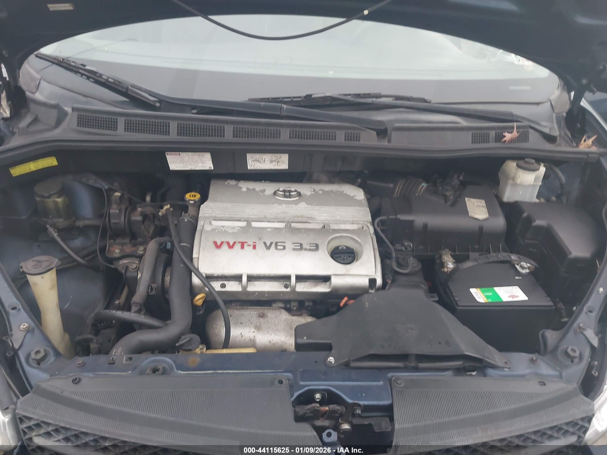 TOYOTA SIENNA image 10